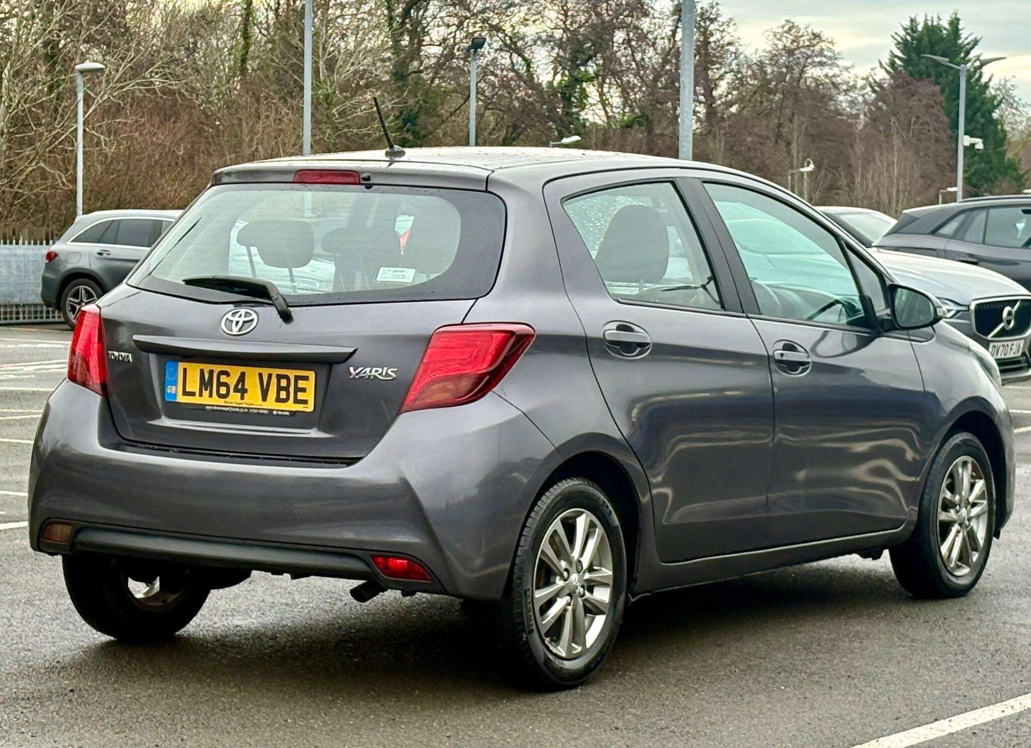 2014 TOYOTA YARIS 2014 TOYOTA YARIS