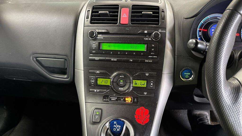 2011 TOYOTA AURIS 2011 TOYOTA AURIS