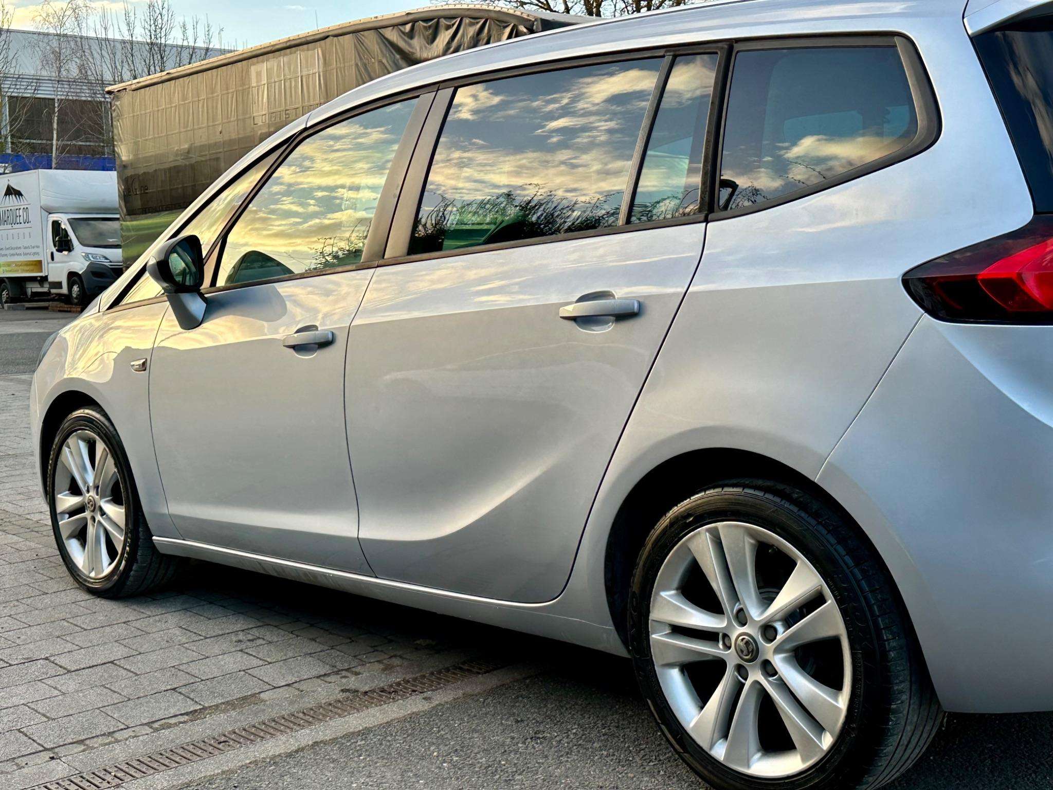 2015 VAUXHALL ZAFIRA TOURER 2015 VAUXHALL ZAFIRA TOURER