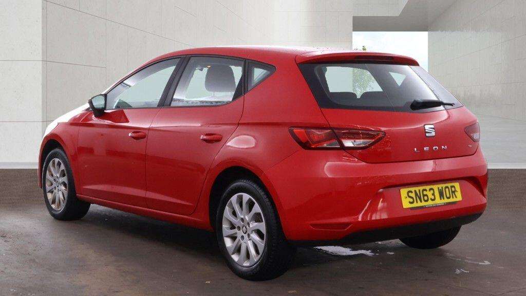 A 2013 SEAT LEON 1.2 TSI SE Euro 5 (s/s) 5dr A 2013 SEAT LEON 1.2 TSI SE Euro 5 (s/s) 5dr