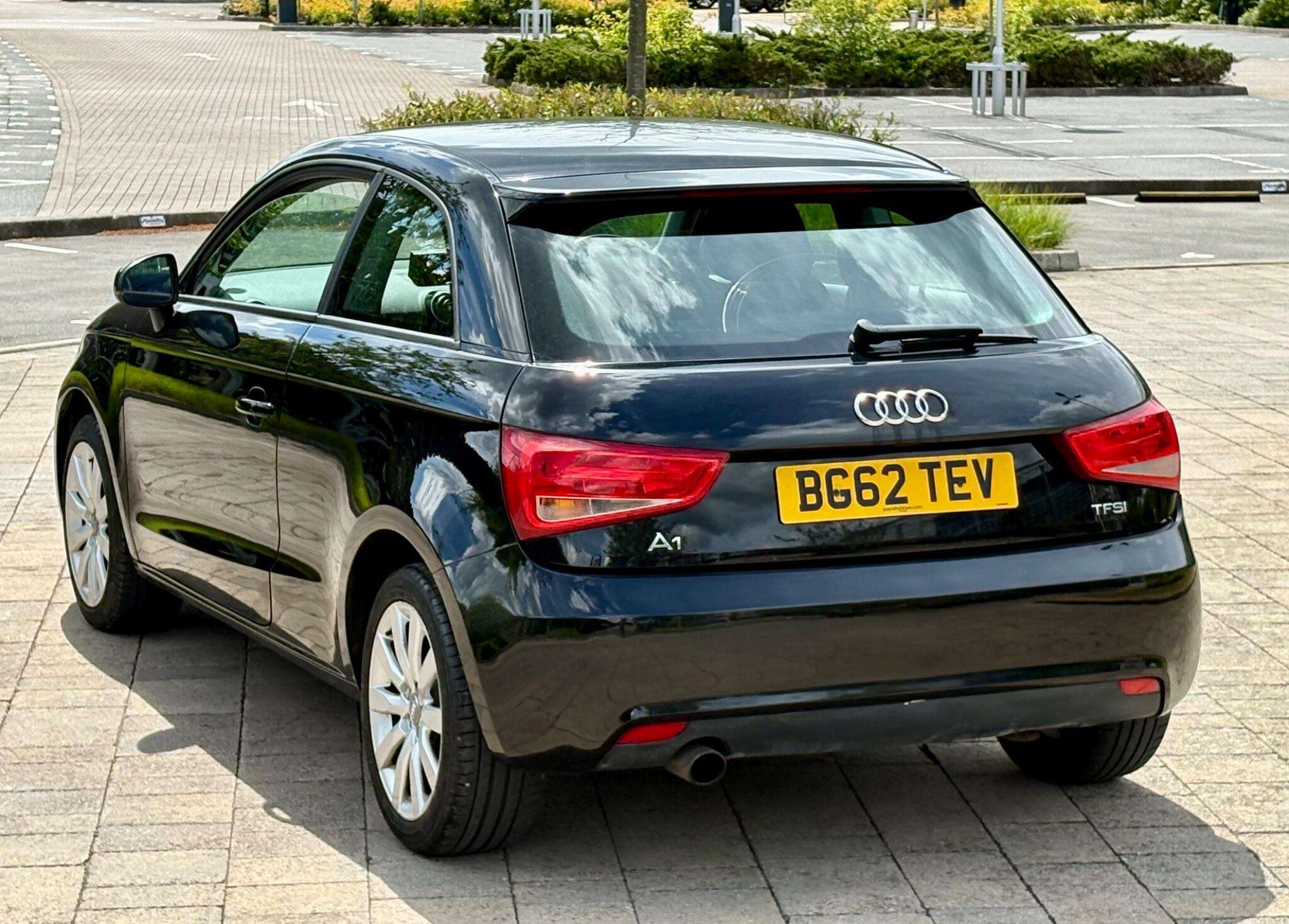 A 2012 AUDI A1 1.2 TFSI Sport Euro 5 (s/s) 3dr A 2012 AUDI A1 1.2 TFSI Sport Euro 5 (s/s) 3dr