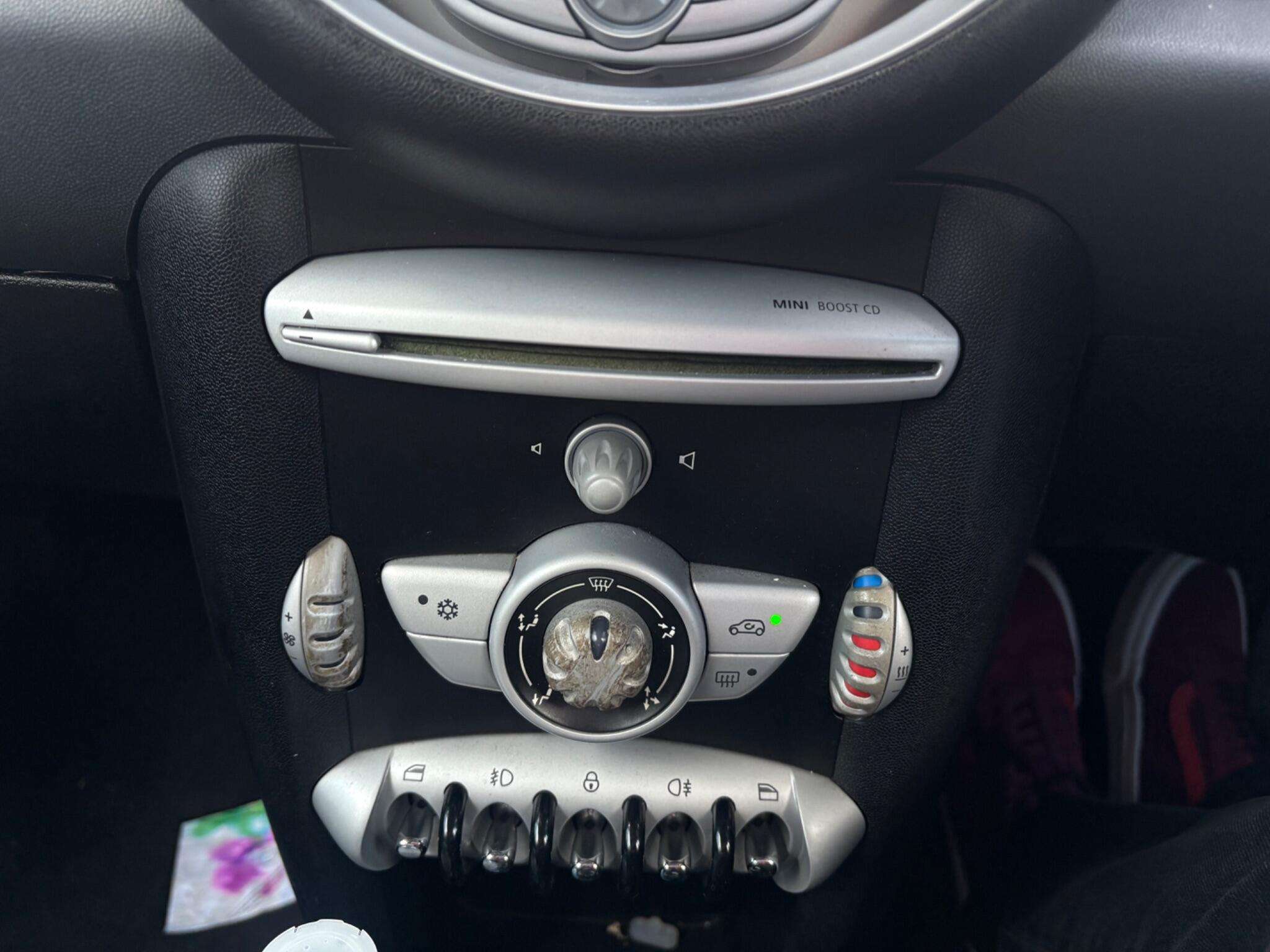 2009 MINI HATCH 2009 MINI HATCH