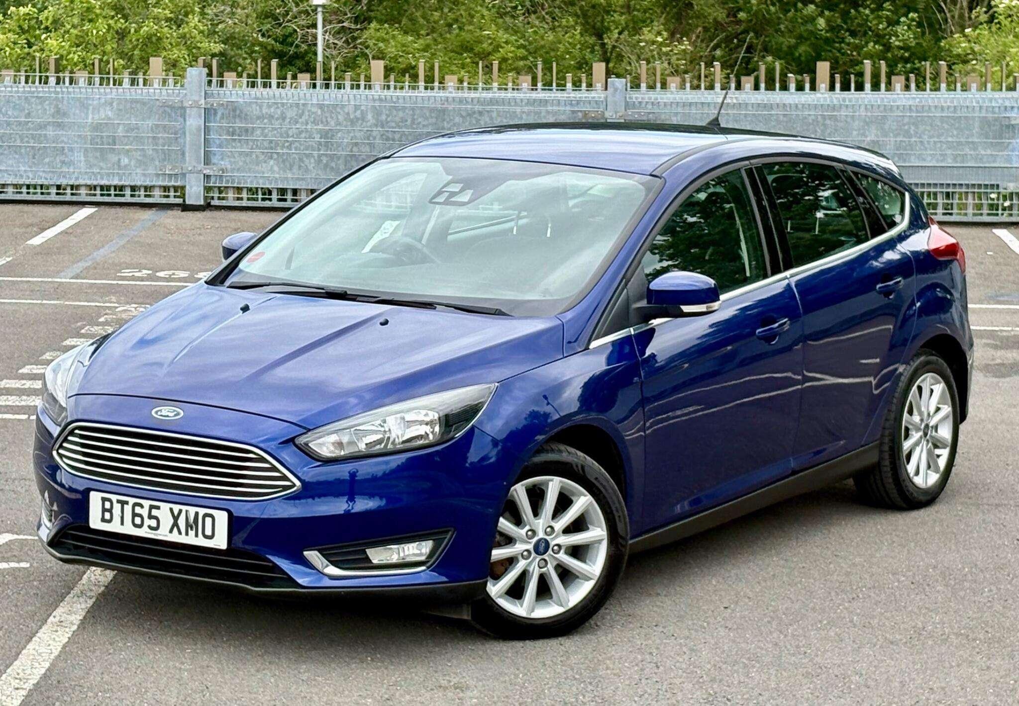 A 2015 FORD FOCUS 1.0T EcoBoost Titanium Euro 6 (s/s) 5dr A 2015 FORD FOCUS 1.0T EcoBoost Titanium Euro 6 (s/s) 5dr