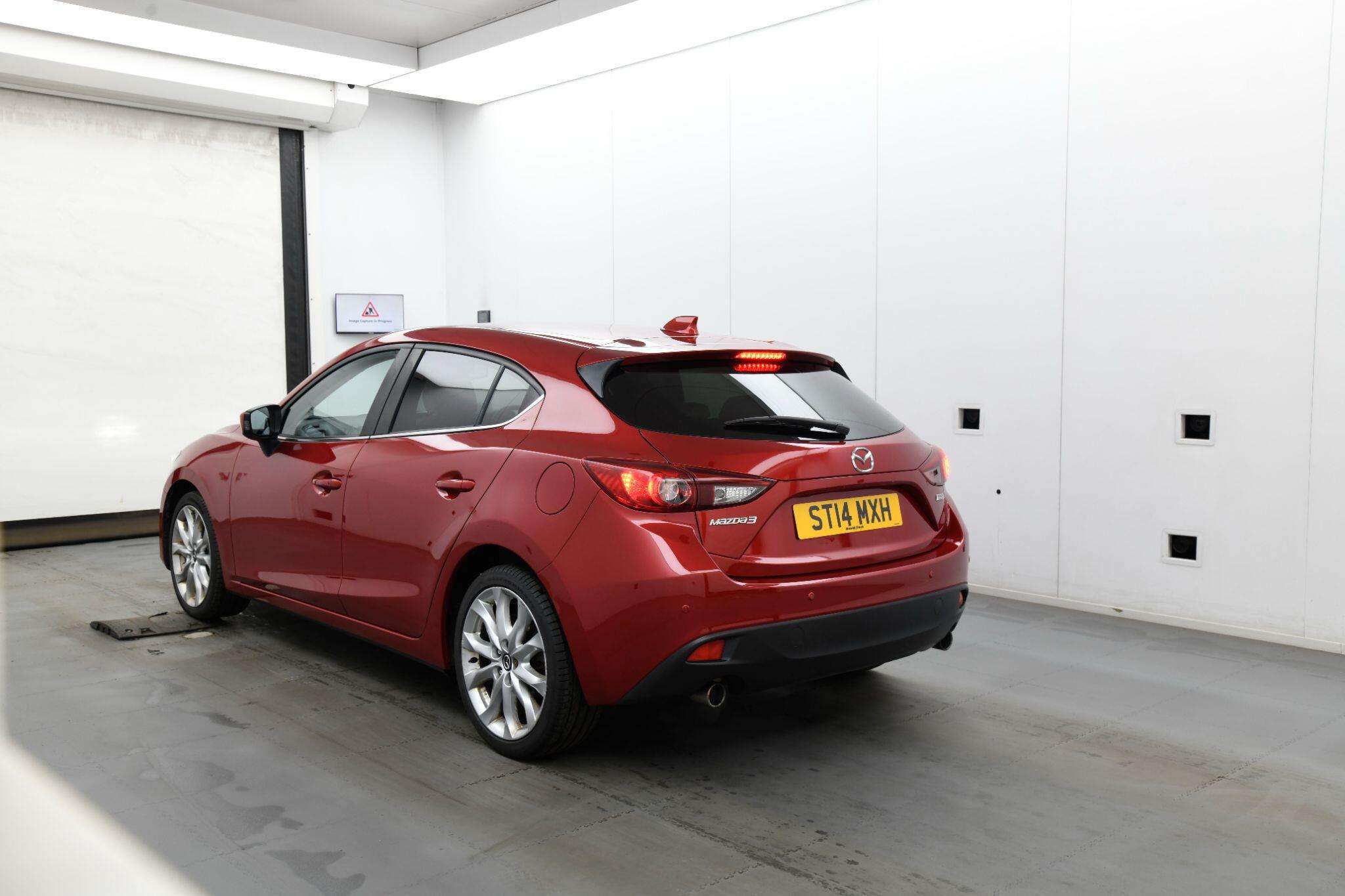 A 2014 MAZDA 3 2.0 SKYACTIV-G Sport Nav Euro 5 (s/s) 5dr A 2014 MAZDA 3 2.0 SKYACTIV-G Sport Nav Euro 5 (s/s) 5dr