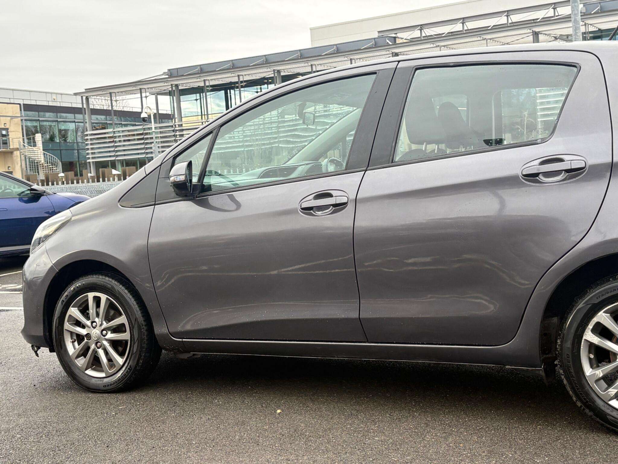 2014 TOYOTA YARIS 2014 TOYOTA YARIS