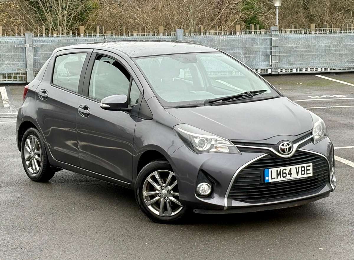 Check out this Toyota Yaris 2014 Petrol Manual