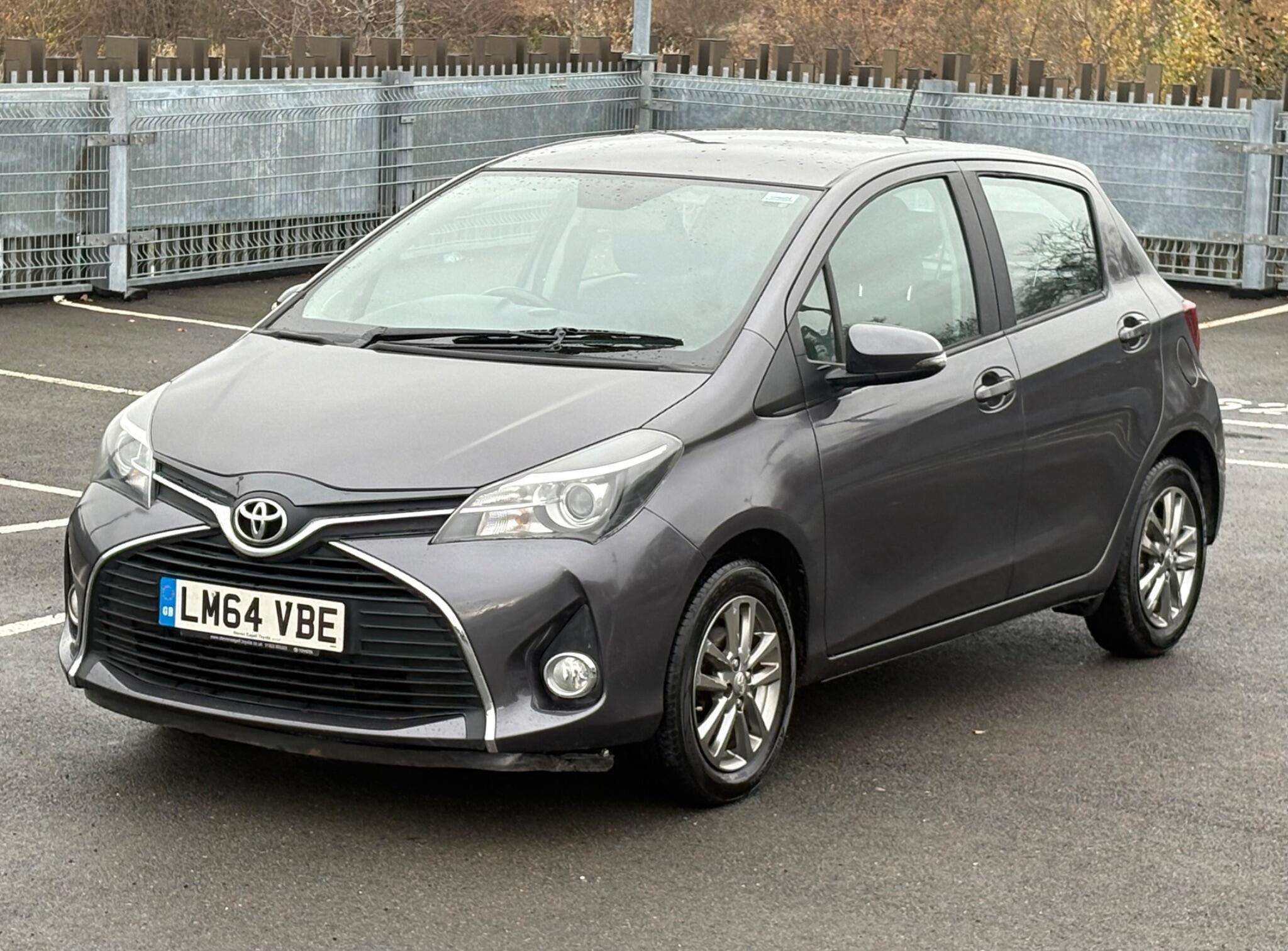 2014 TOYOTA YARIS 2014 TOYOTA YARIS