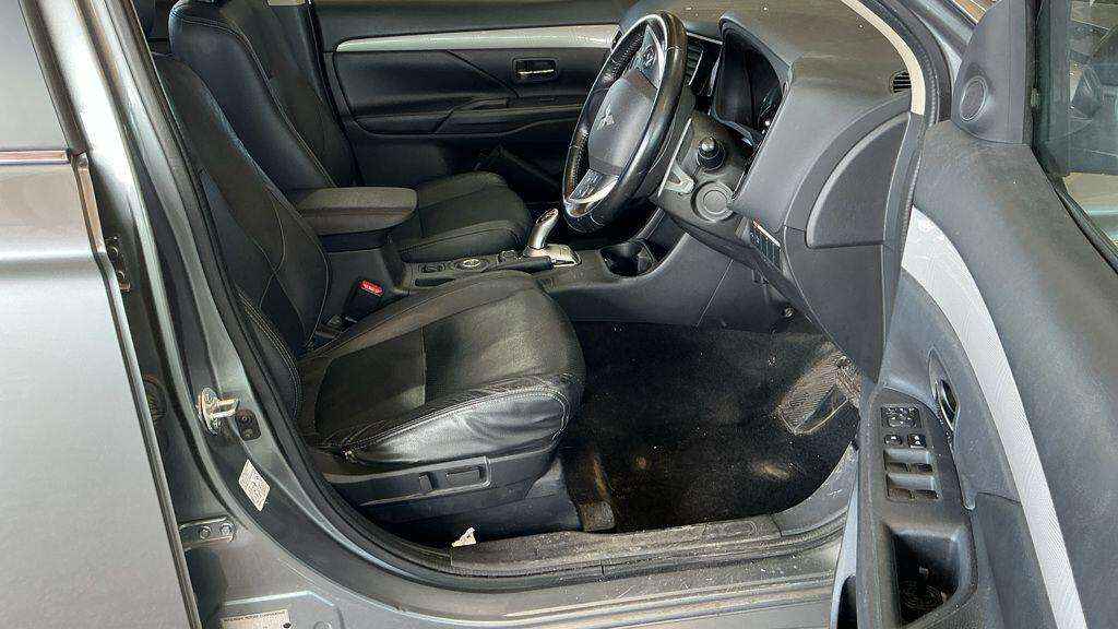 2015 MITSUBISHI OUTLANDER 2015 MITSUBISHI OUTLANDER