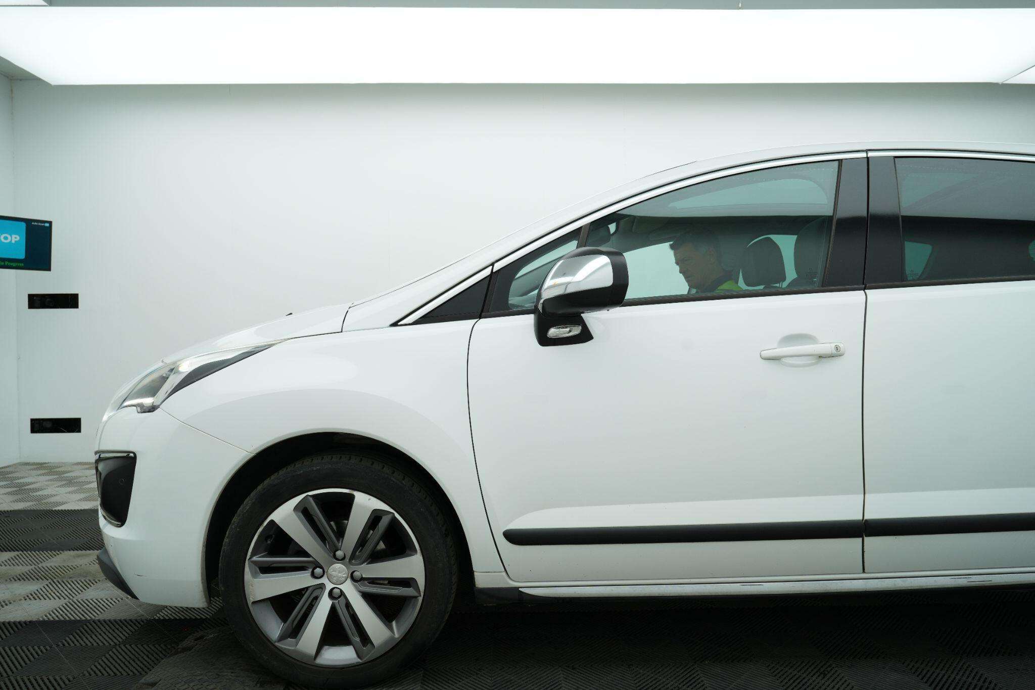 2016 PEUGEOT 3008 2016 PEUGEOT 3008