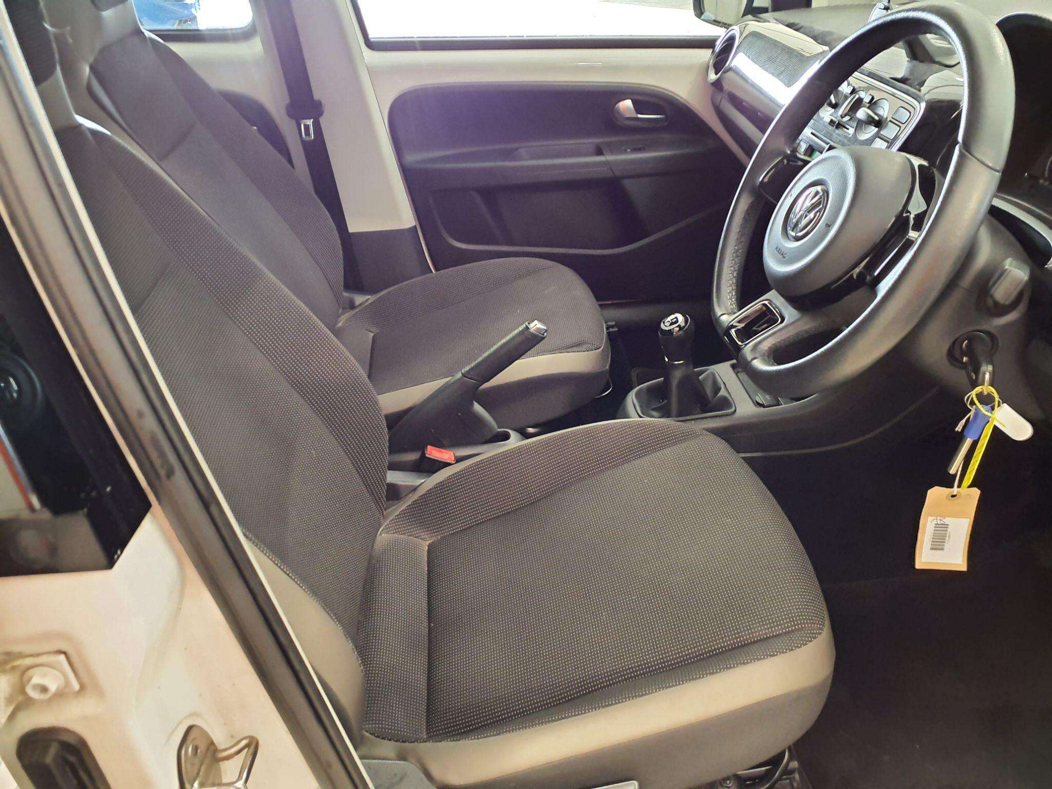 2014 VOLKSWAGEN UP! 2014 VOLKSWAGEN UP!