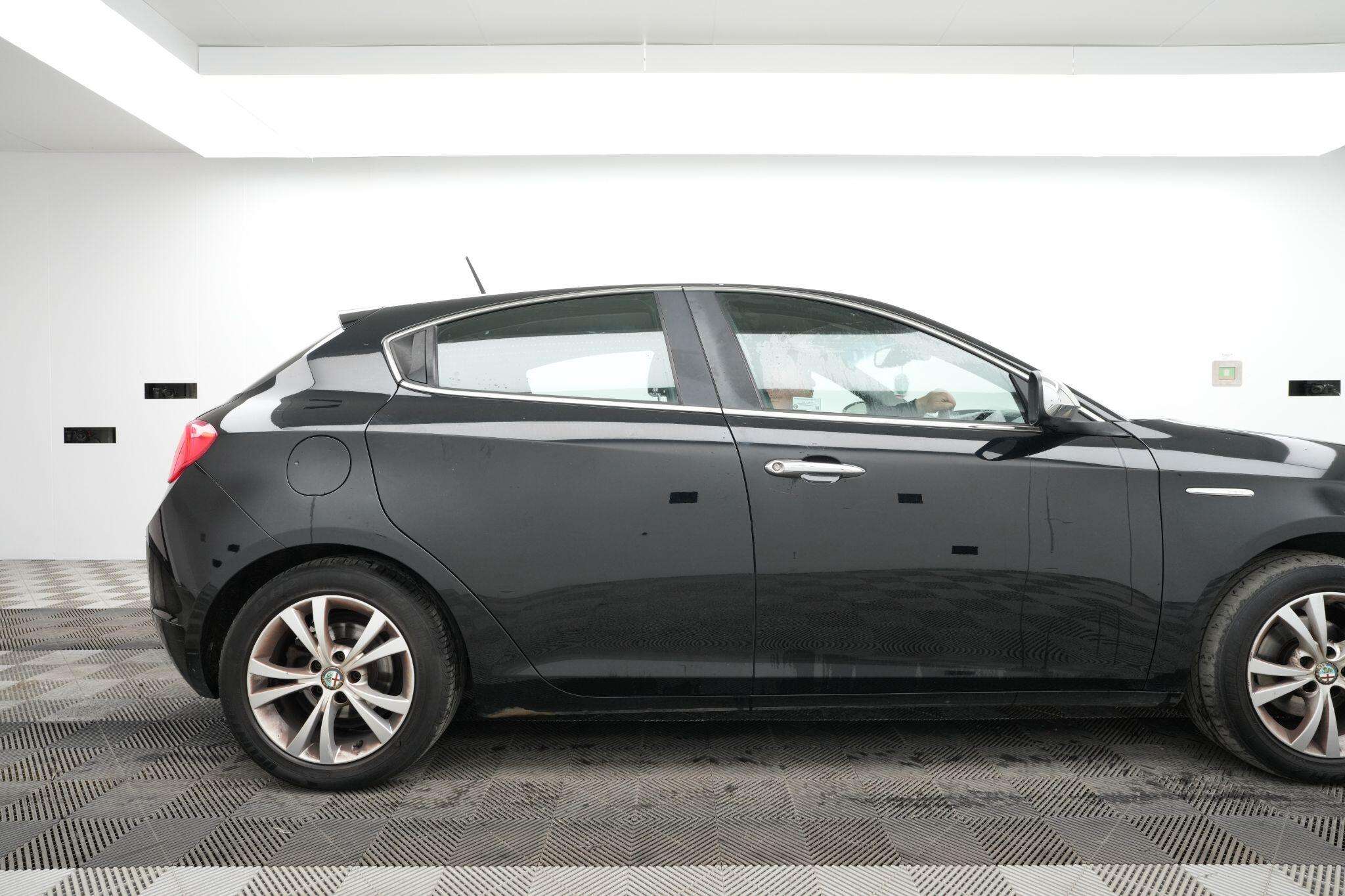 2014 ALFA ROMEO GIULIETTA 2014 ALFA ROMEO GIULIETTA