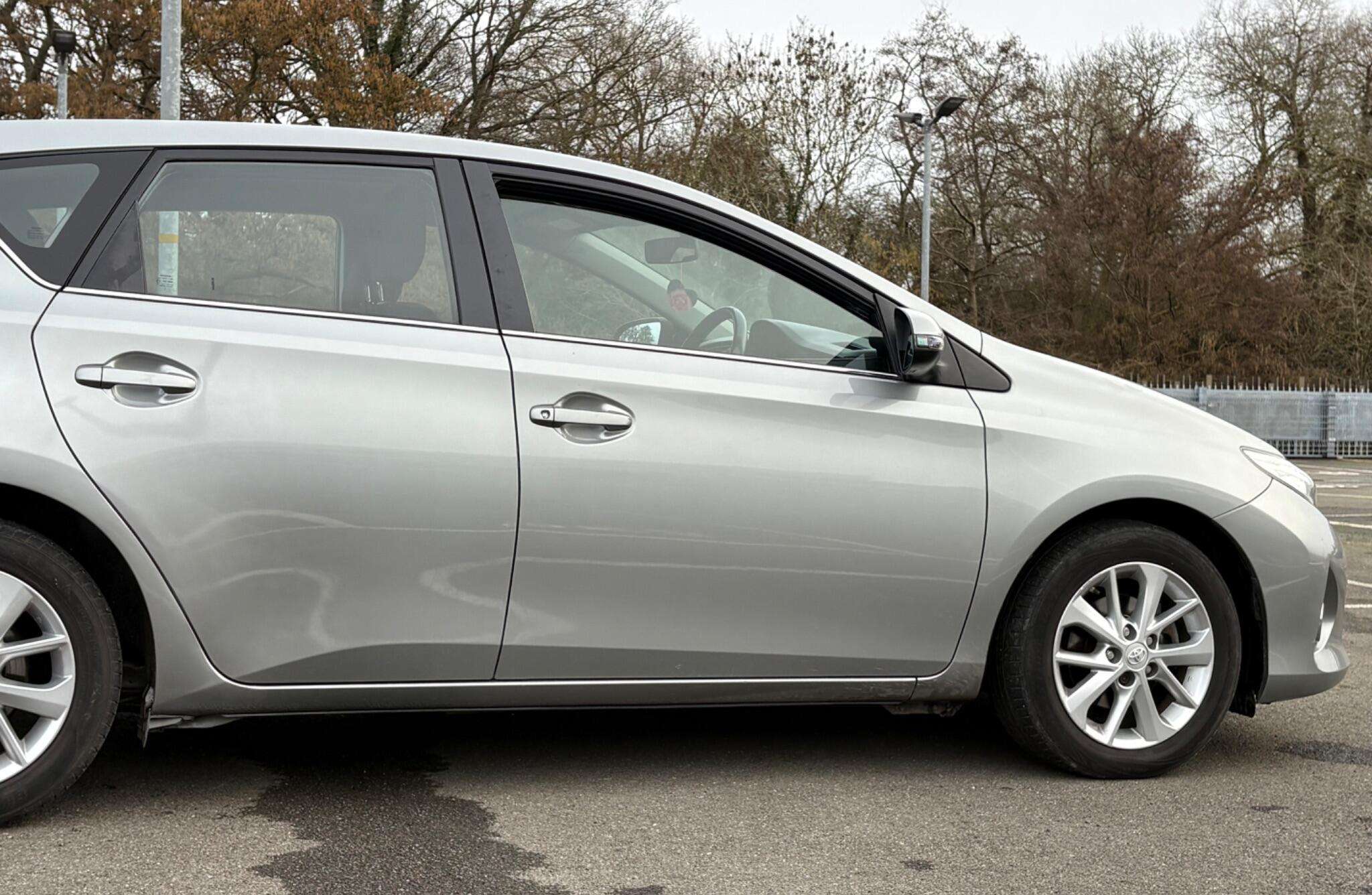 2014 TOYOTA AURIS 2014 TOYOTA AURIS
