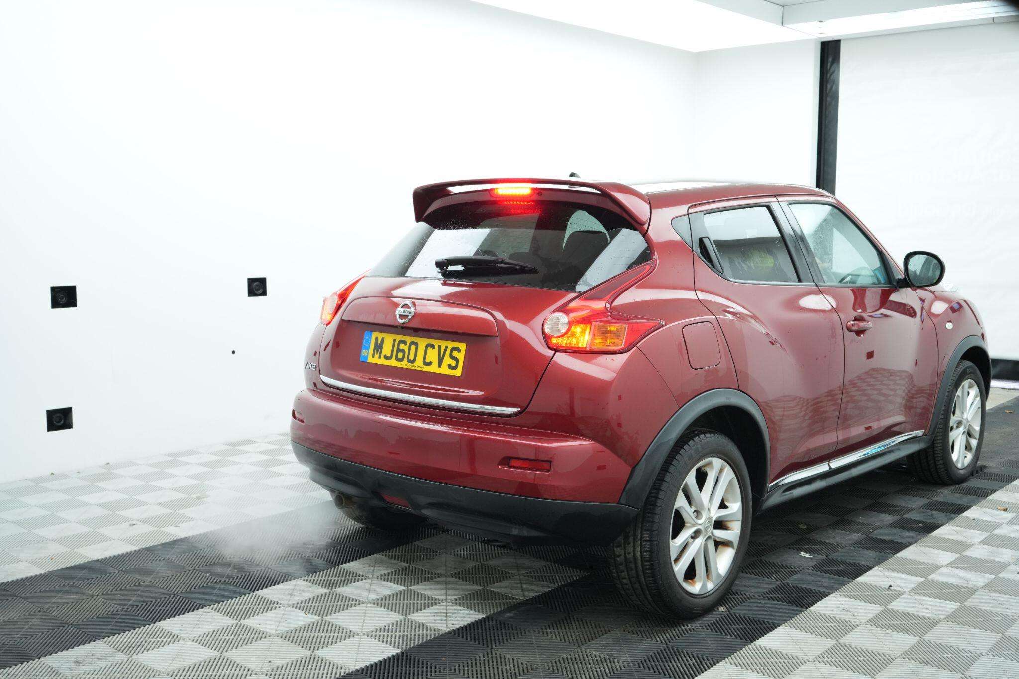 A 2010 NISSAN JUKE 1.6 Acenta Premium Euro 5 5dr A 2010 NISSAN JUKE 1.6 Acenta Premium Euro 5 5dr