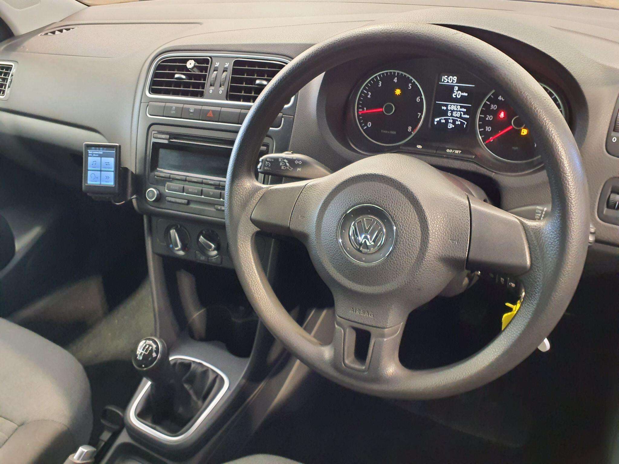 2013 VOLKSWAGEN POLO 2013 VOLKSWAGEN POLO