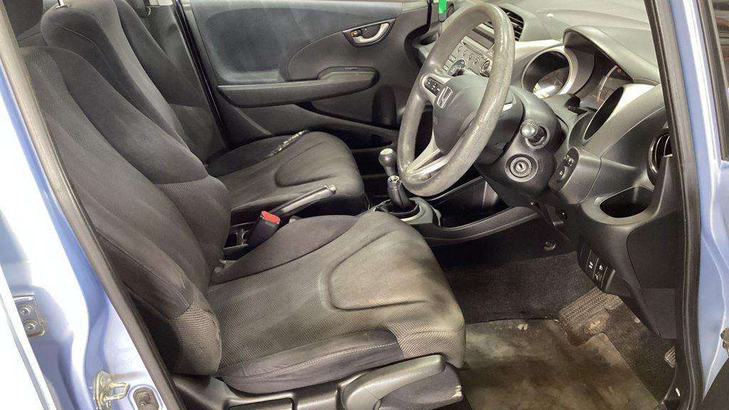 2010 HONDA JAZZ 2010 HONDA JAZZ