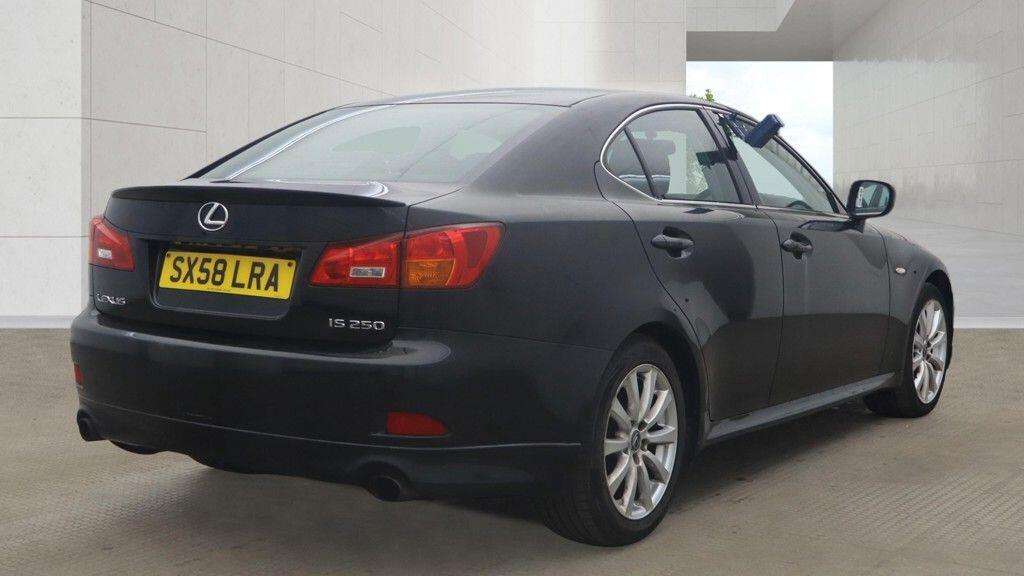 A 2009 LEXUS IS 2.5 250 SR 4dr A 2009 LEXUS IS 2.5 250 SR 4dr