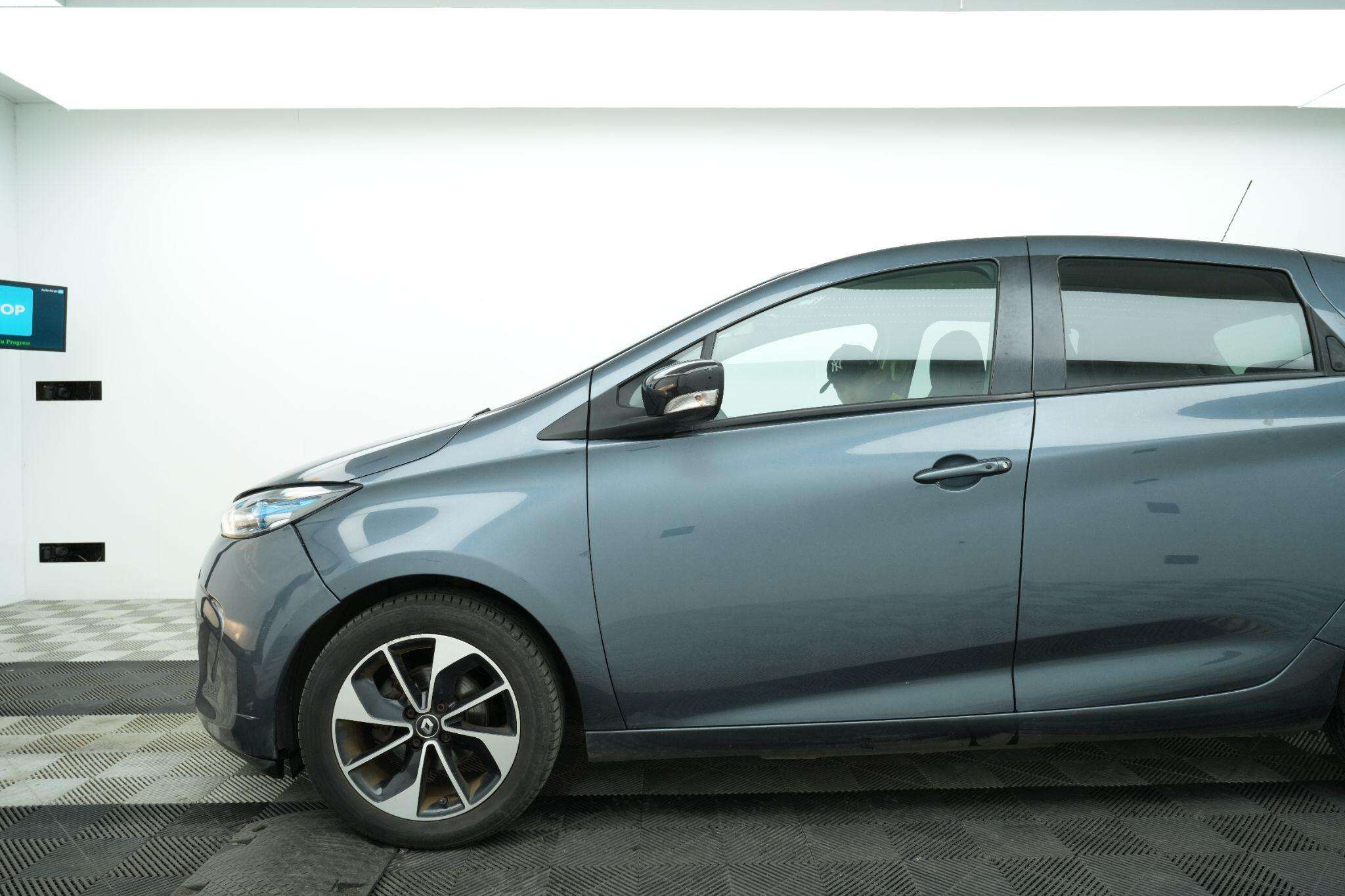 2017 RENAULT ZOE 2017 RENAULT ZOE