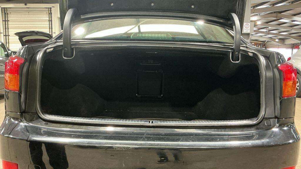 2009 LEXUS IS 2009 LEXUS IS