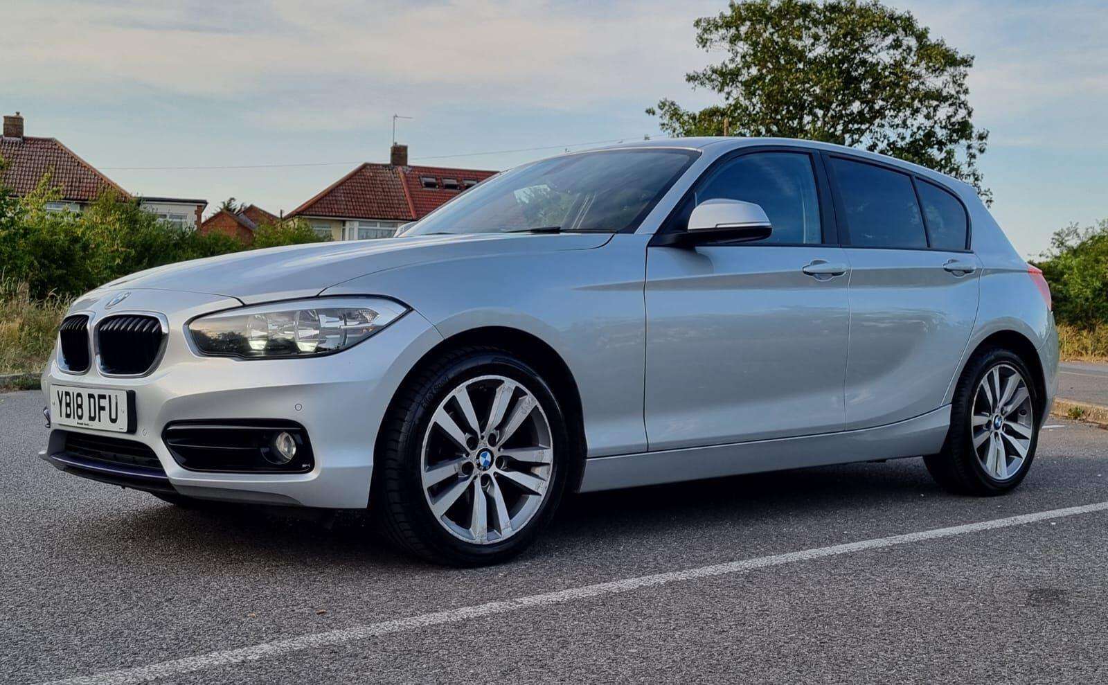 A 2018 BMW 1 SERIES 2.0 118d Sport Auto Euro 6 (s/s) 5dr A 2018 BMW 1 SERIES 2.0 118d Sport Auto Euro 6 (s/s) 5dr