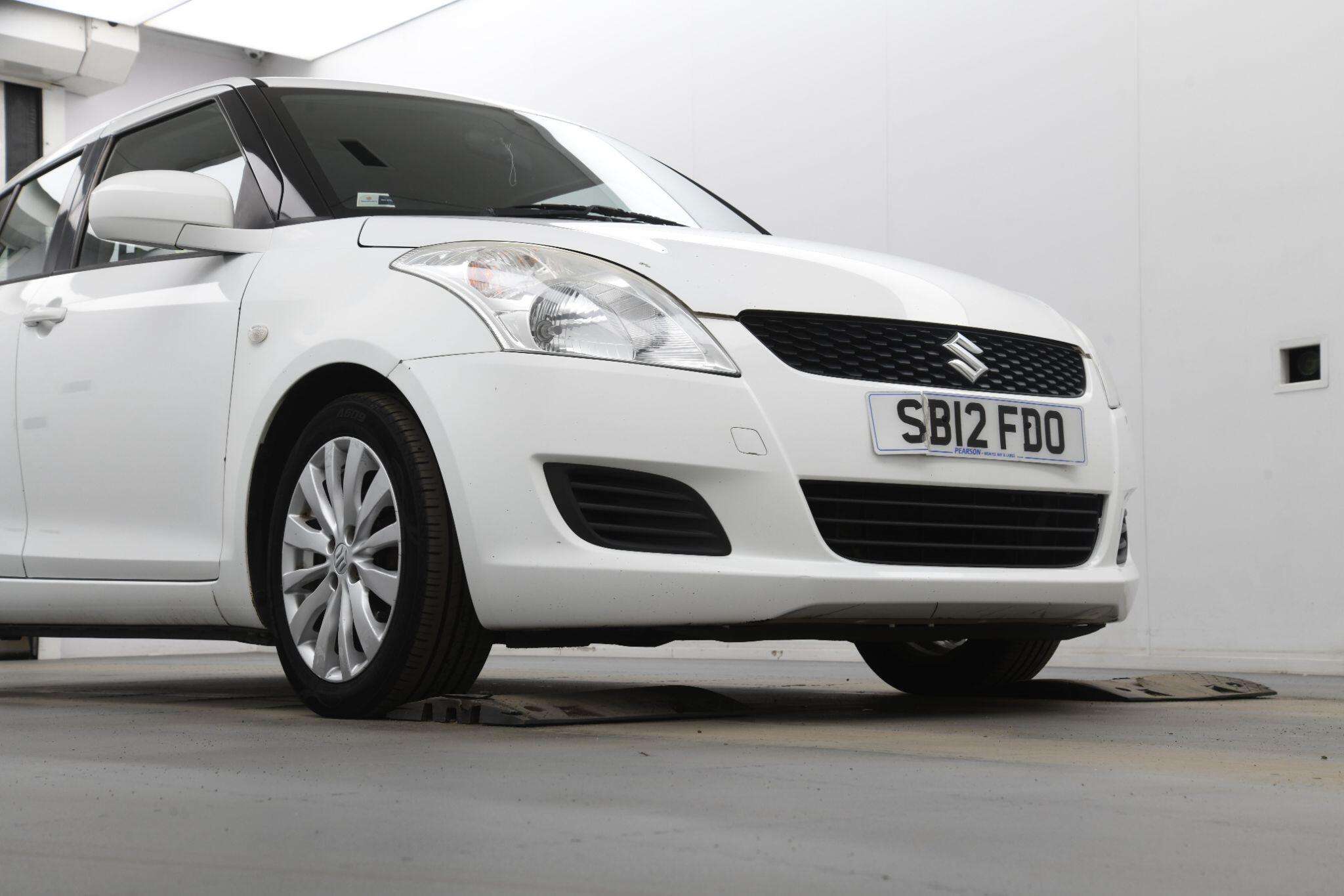 2012 SUZUKI SWIFT 2012 SUZUKI SWIFT