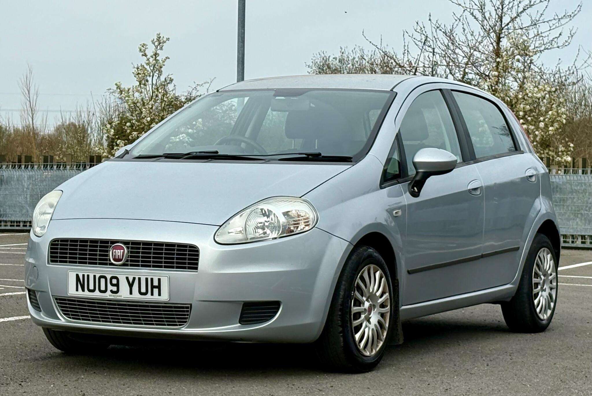 A 2009 FIAT GRANDE PUNTO 1.4 Dynamic Euro 4 5dr A 2009 FIAT GRANDE PUNTO 1.4 Dynamic Euro 4 5dr