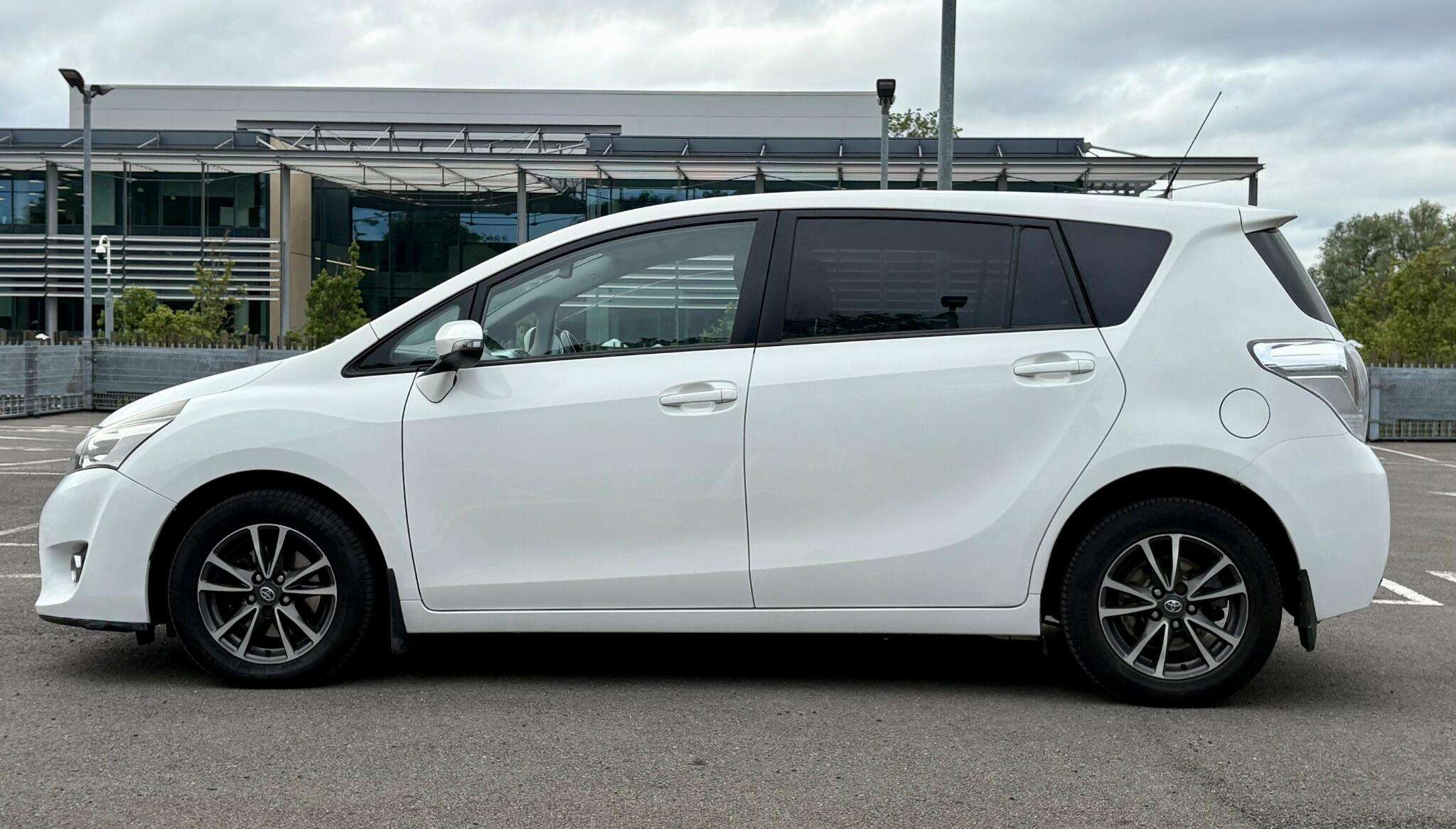 2013 TOYOTA VERSO 2013 TOYOTA VERSO