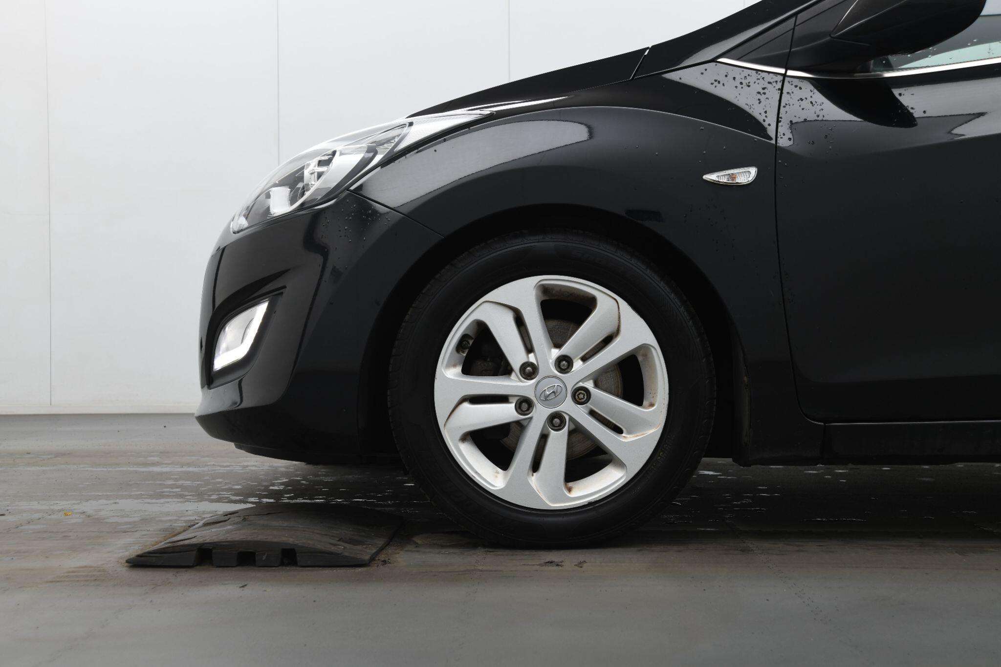 2015 HYUNDAI I30 2015 HYUNDAI I30