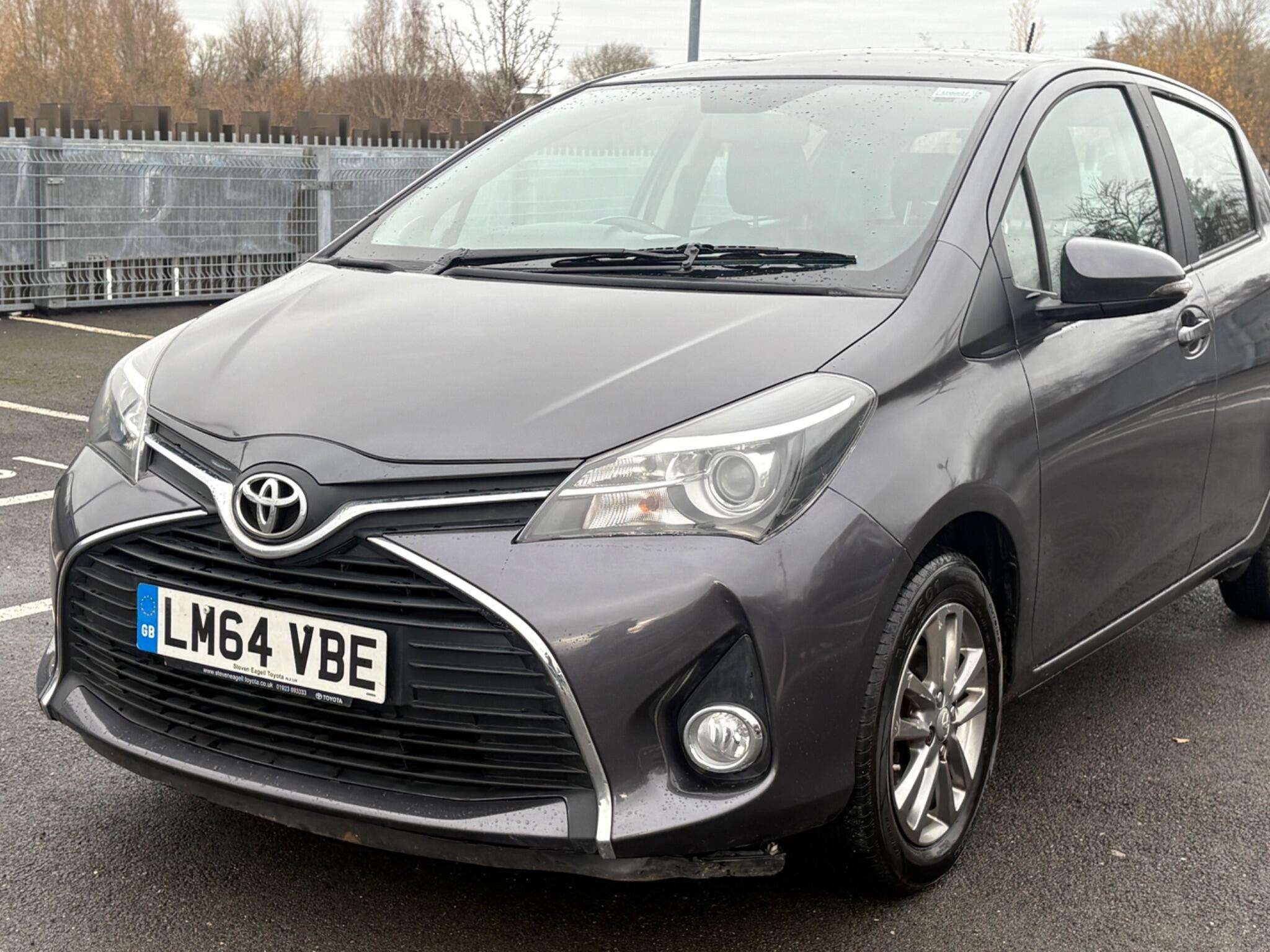 2014 TOYOTA YARIS 2014 TOYOTA YARIS