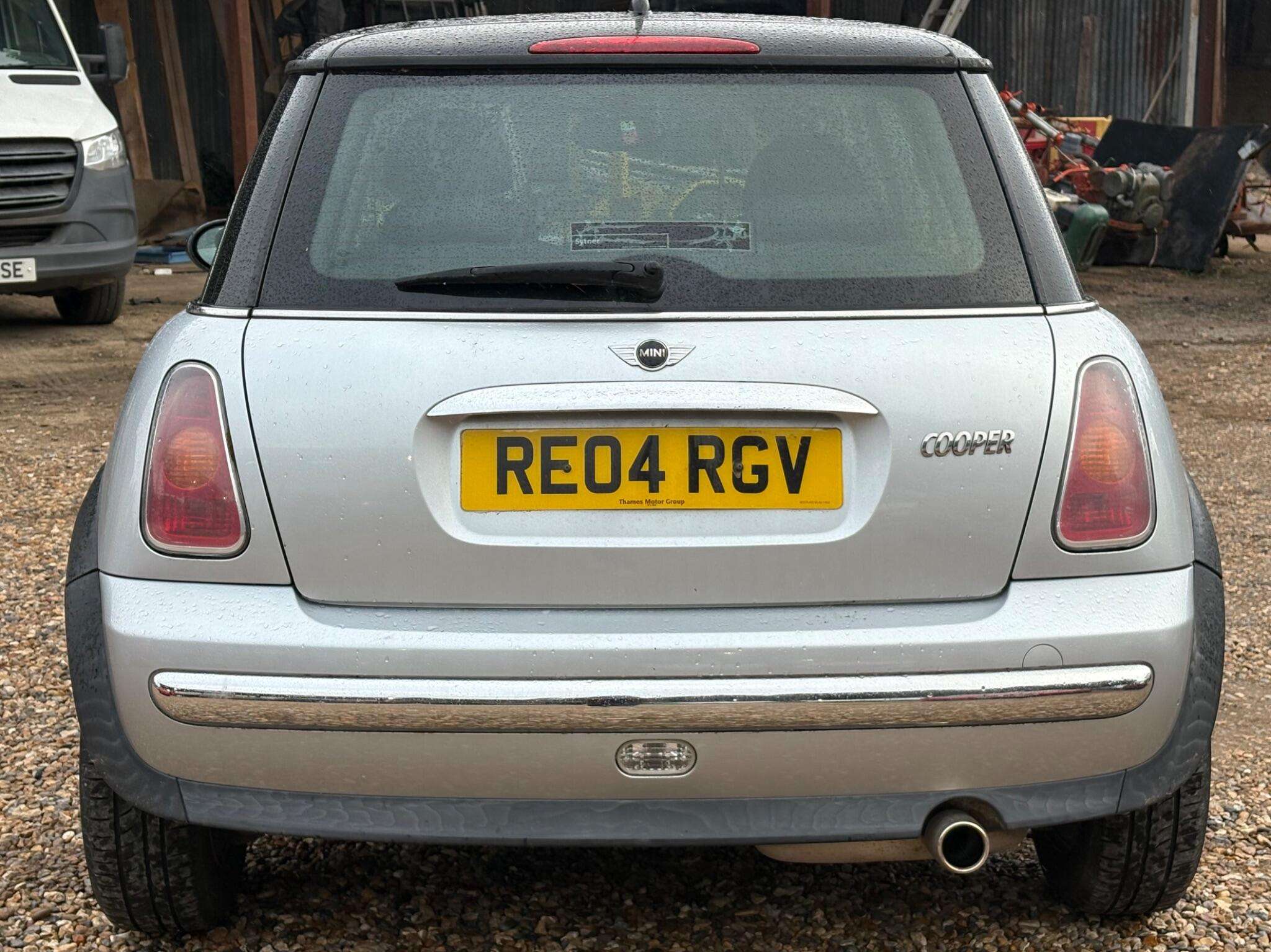 2004 MINI HATCH 2004 MINI HATCH