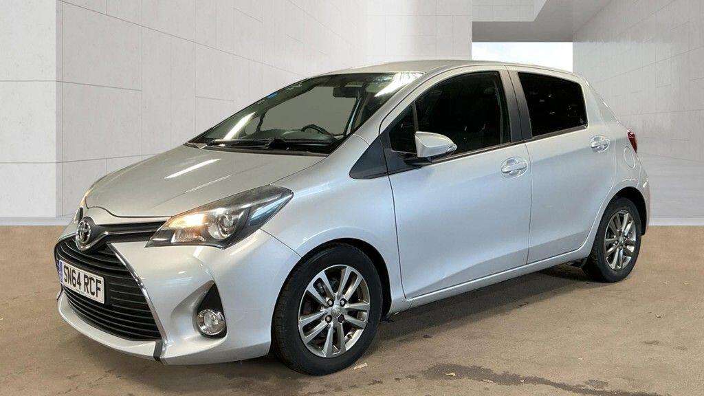 A 2014 TOYOTA YARIS 1.33 Dual VVT-i Icon Euro 5 5dr A 2014 TOYOTA YARIS 1.33 Dual VVT-i Icon Euro 5 5dr
