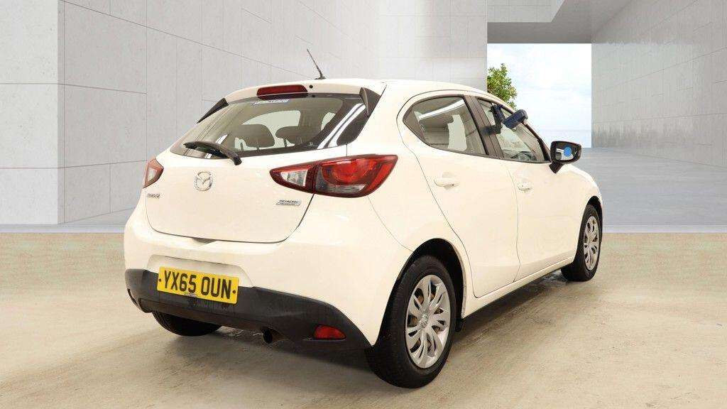 A 2015 MAZDA MAZDA2 1.5 SKYACTIV-G SE Euro 6 (s/s) 5dr A 2015 MAZDA MAZDA2 1.5 SKYACTIV-G SE Euro 6 (s/s) 5dr