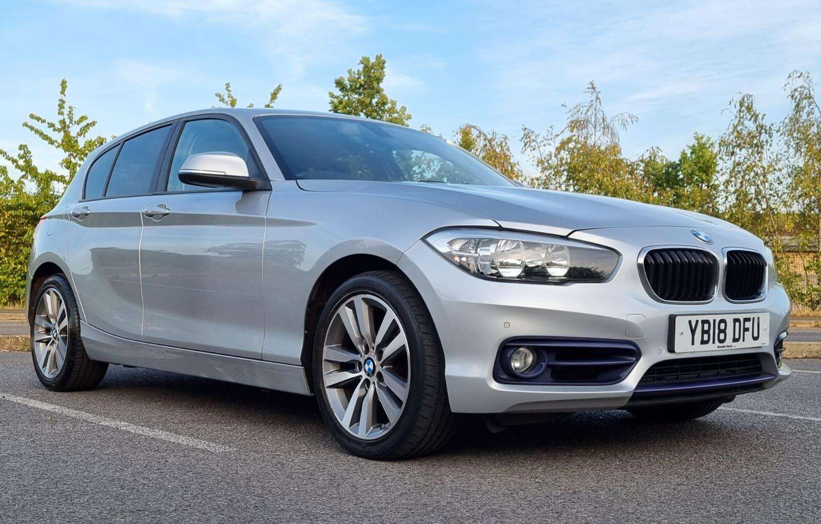 A 2018 BMW 1 SERIES 2.0 118d Sport Auto Euro 6 (s/s) 5dr A 2018 BMW 1 SERIES 2.0 118d Sport Auto Euro 6 (s/s) 5dr