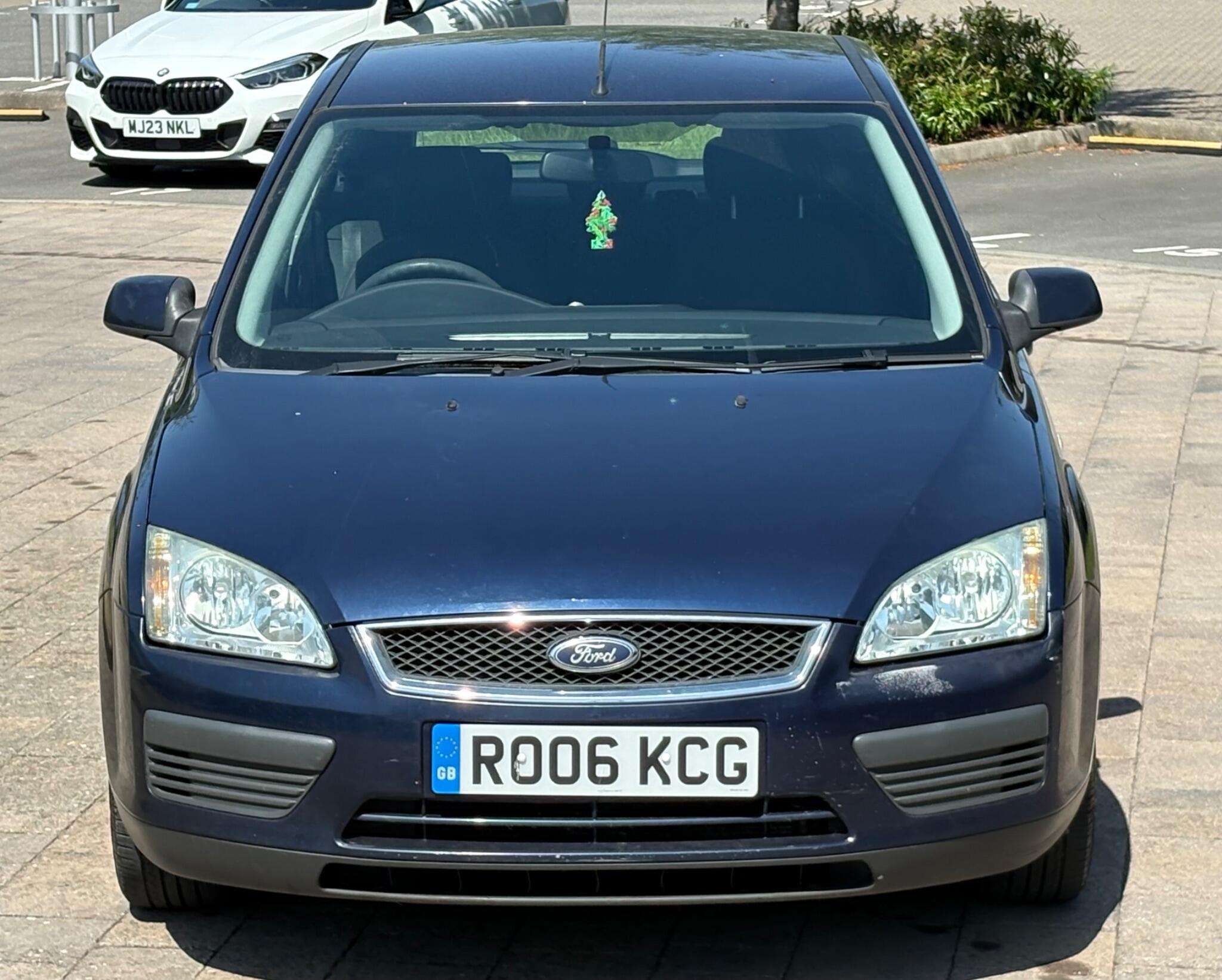 A 2006 FORD FOCUS 1.6 LX 5dr A 2006 FORD FOCUS 1.6 LX 5dr