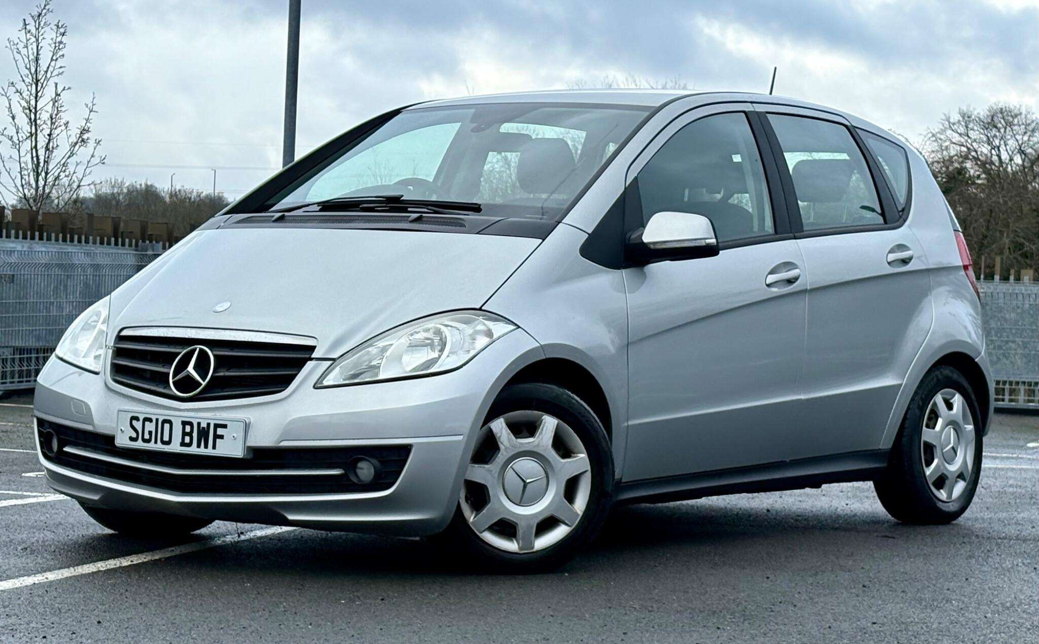 A 2010 MERCEDES-BENZ A CLASS 1.5 A160 Classic SE CVT 5dr A 2010 MERCEDES-BENZ A CLASS 1.5 A160 Classic SE CVT 5dr