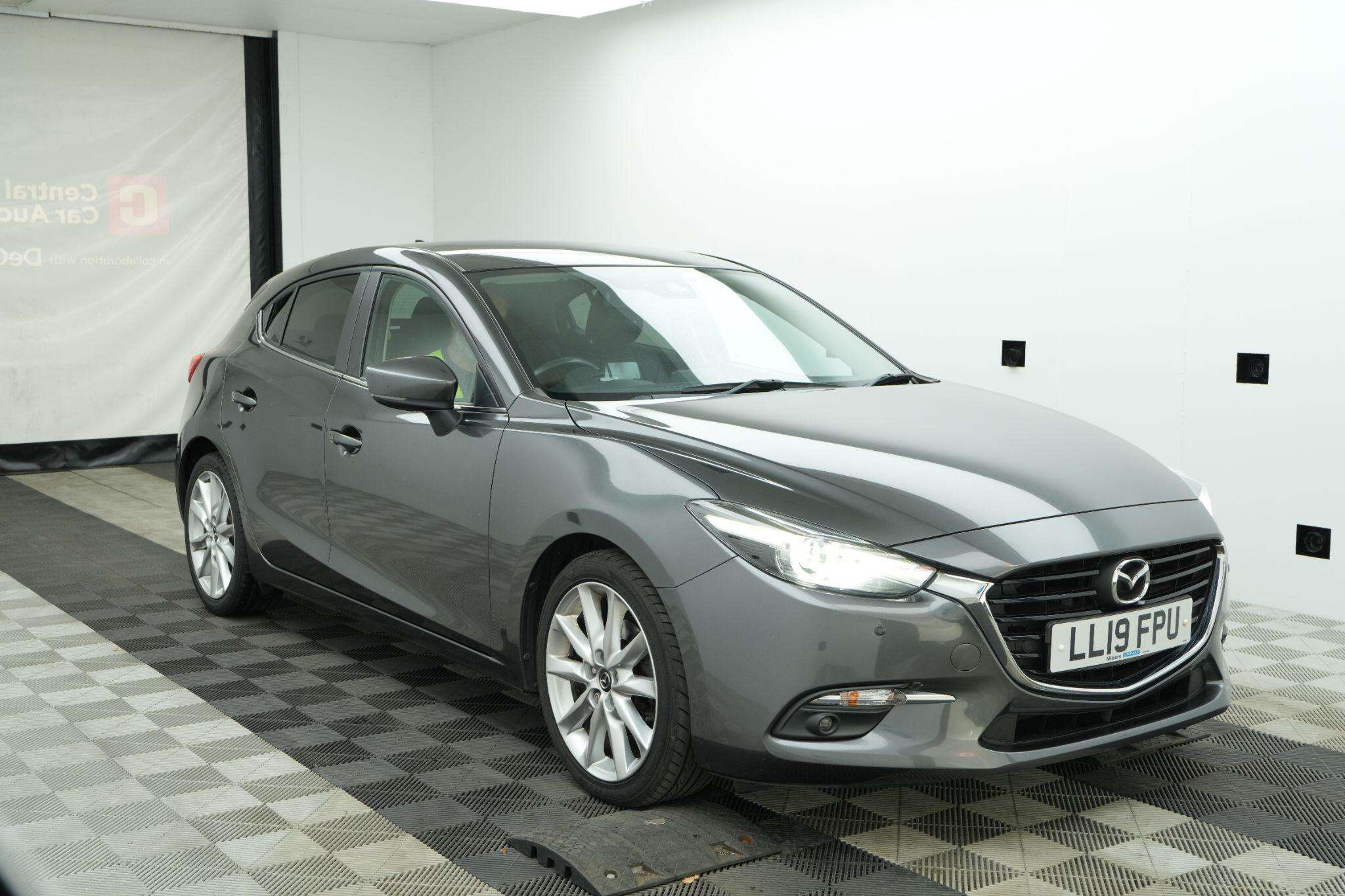 A 2019 MAZDA 3 2.0 SKYACTIV-G Sport Nav Euro 6 (s/s) 5dr A 2019 MAZDA 3 2.0 SKYACTIV-G Sport Nav Euro 6 (s/s) 5dr