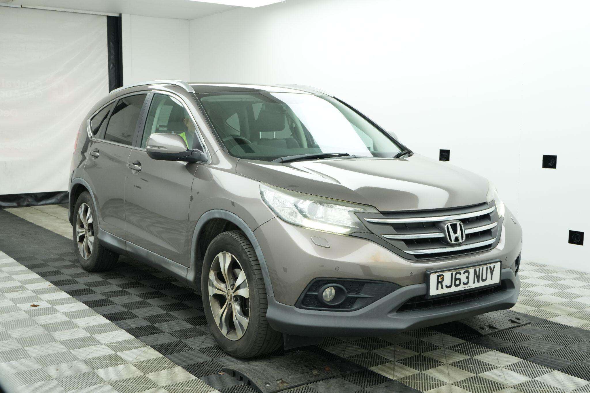 A 2014 HONDA CR-V 2.0 i-VTEC EX Auto 4WD Euro 5 5dr A 2014 HONDA CR-V 2.0 i-VTEC EX Auto 4WD Euro 5 5dr
