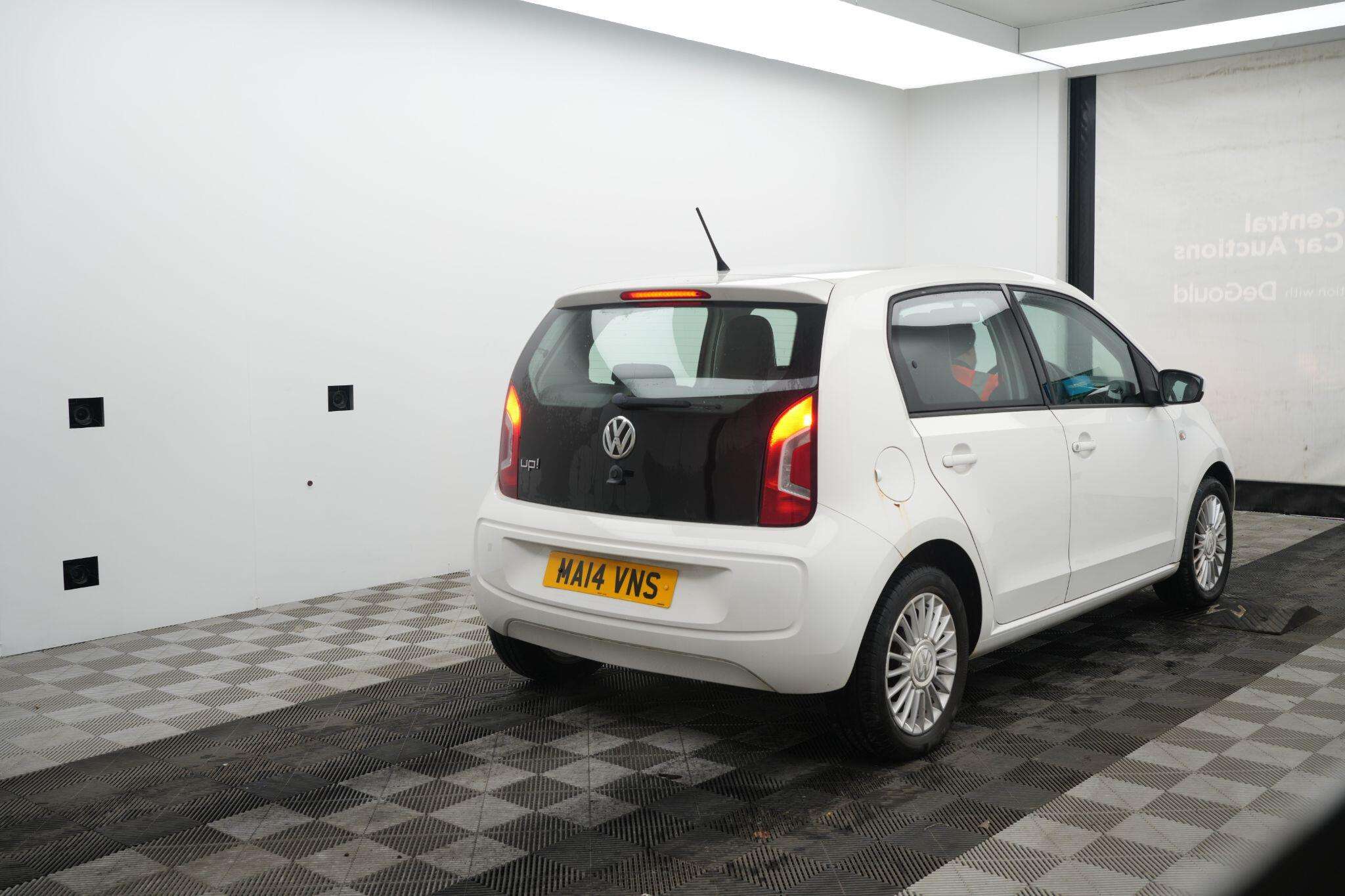 2014 VOLKSWAGEN UP! 2014 VOLKSWAGEN UP!