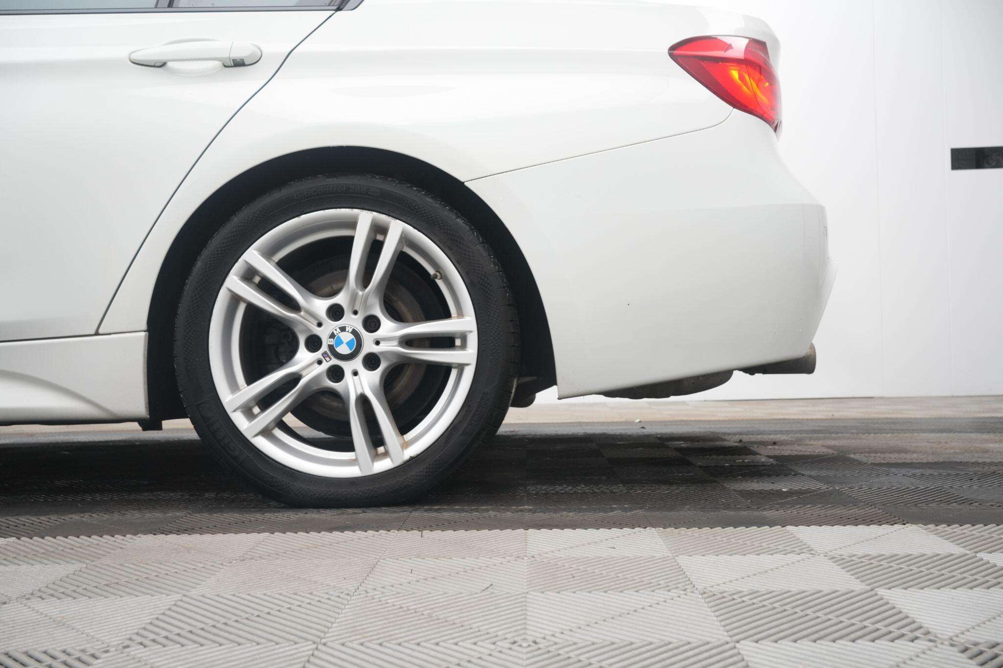 2018 BMW 3 SERIES 2018 BMW 3 SERIES