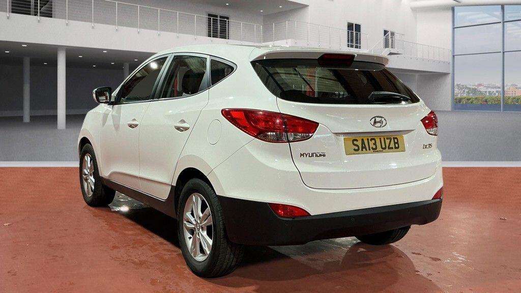 A 2013 HYUNDAI IX35 1.6 GDi Style Euro 5 5dr A 2013 HYUNDAI IX35 1.6 GDi Style Euro 5 5dr