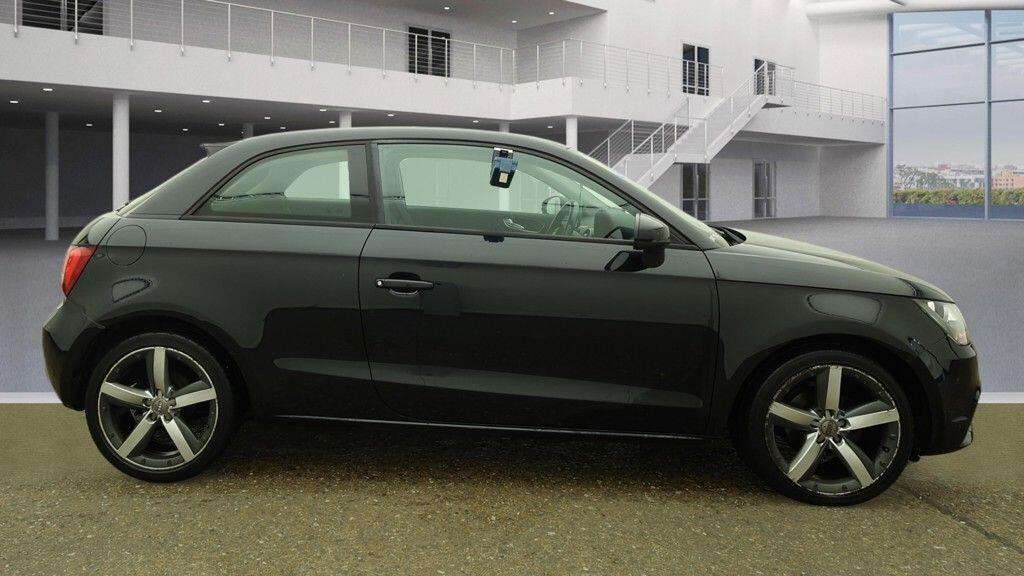 2013 AUDI A1 2013 AUDI A1