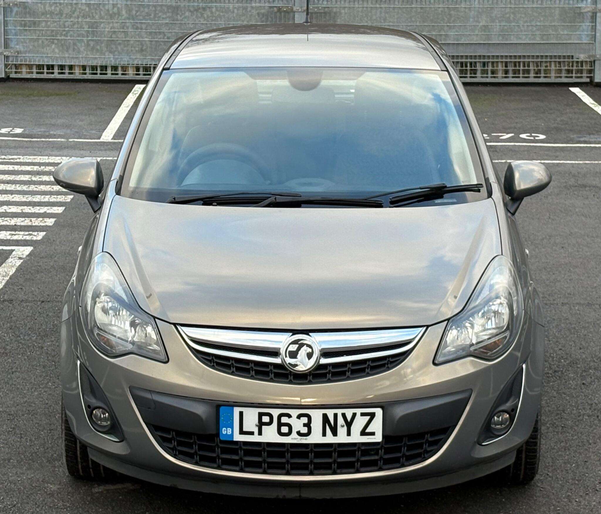 A 2014 VAUXHALL CORSA 1.4 16V SE Auto Euro 5 5dr A 2014 VAUXHALL CORSA 1.4 16V SE Auto Euro 5 5dr