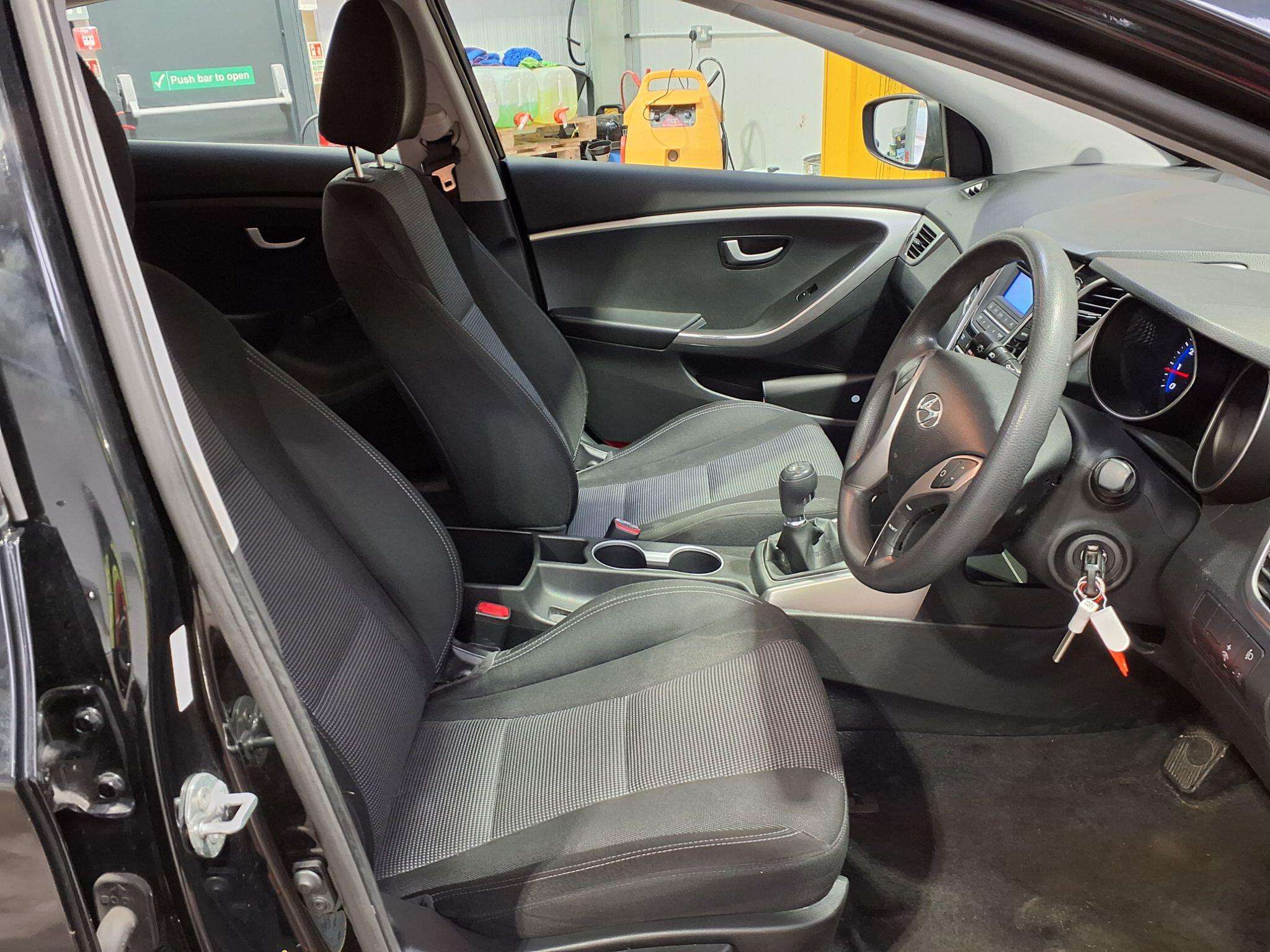 2014 HYUNDAI I30 2014 HYUNDAI I30
