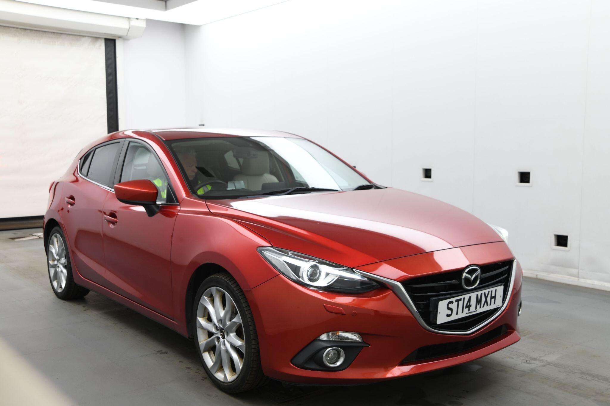 A 2014 MAZDA 3 2.0 SKYACTIV-G Sport Nav Euro 5 (s/s) 5dr A 2014 MAZDA 3 2.0 SKYACTIV-G Sport Nav Euro 5 (s/s) 5dr
