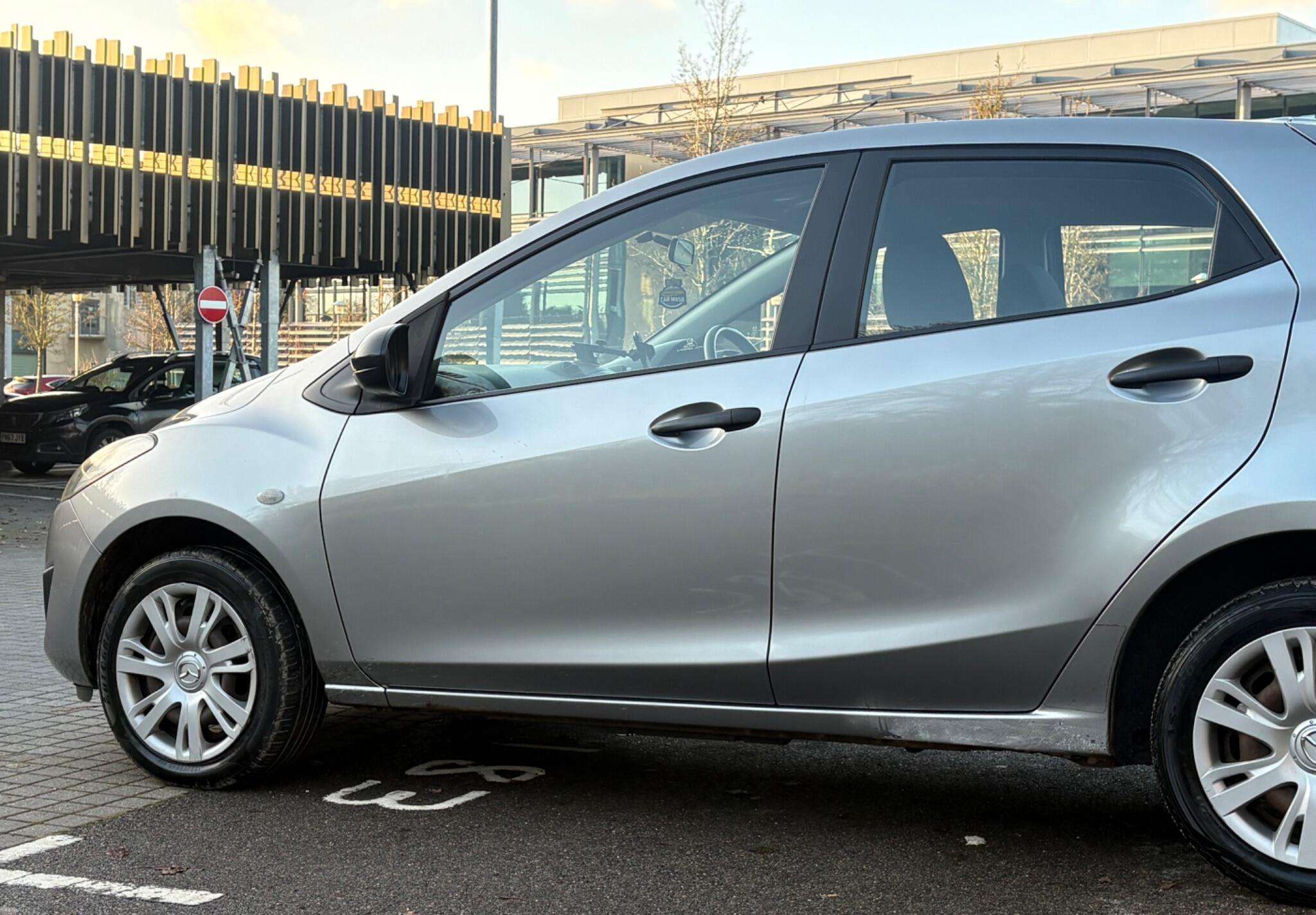 2012 MAZDA MAZDA2 2012 MAZDA MAZDA2