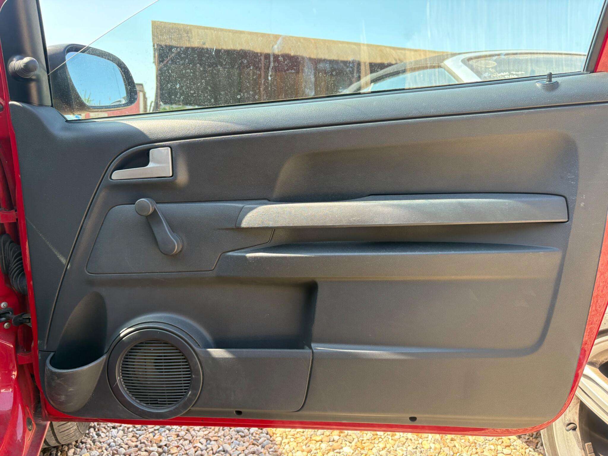 2011 VOLKSWAGEN FOX 2011 VOLKSWAGEN FOX