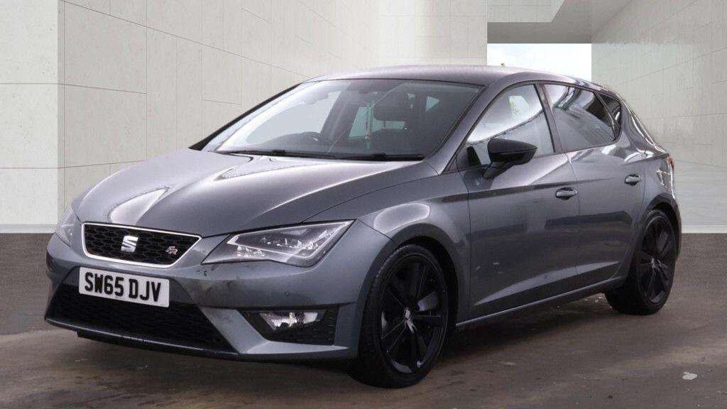 A 2015 SEAT LEON 1.4 TSI FR Black Technology Euro 6 (s/s) 5dr A 2015 SEAT LEON 1.4 TSI FR Black Technology Euro 6 (s/s) 5dr