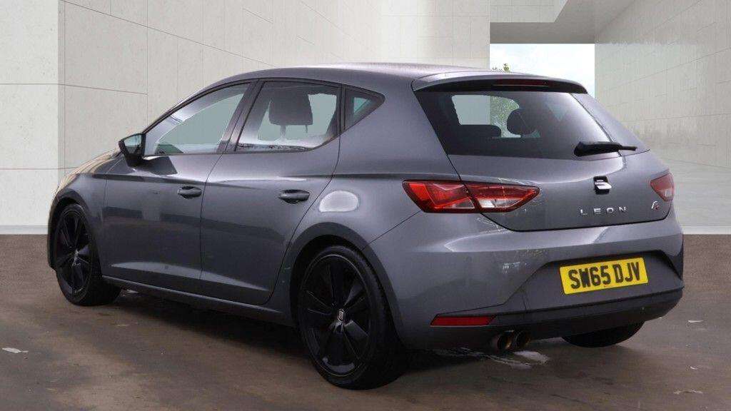 A 2015 SEAT LEON 1.4 TSI FR Black Technology Euro 6 (s/s) 5dr A 2015 SEAT LEON 1.4 TSI FR Black Technology Euro 6 (s/s) 5dr