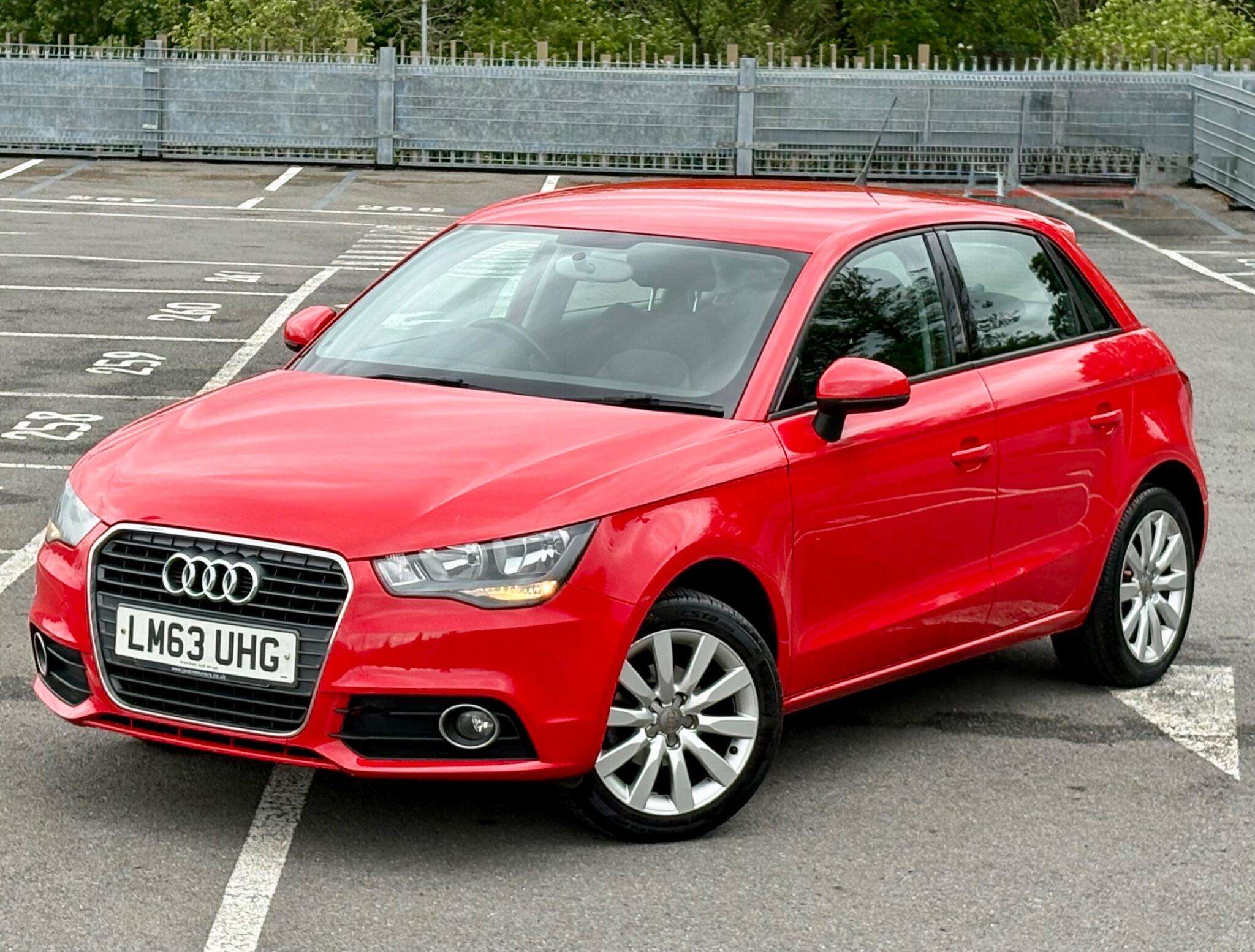 A 2013 AUDI A1 1.2 TFSI Sport Sportback Euro 5 (s/s) 5dr A 2013 AUDI A1 1.2 TFSI Sport Sportback Euro 5 (s/s) 5dr