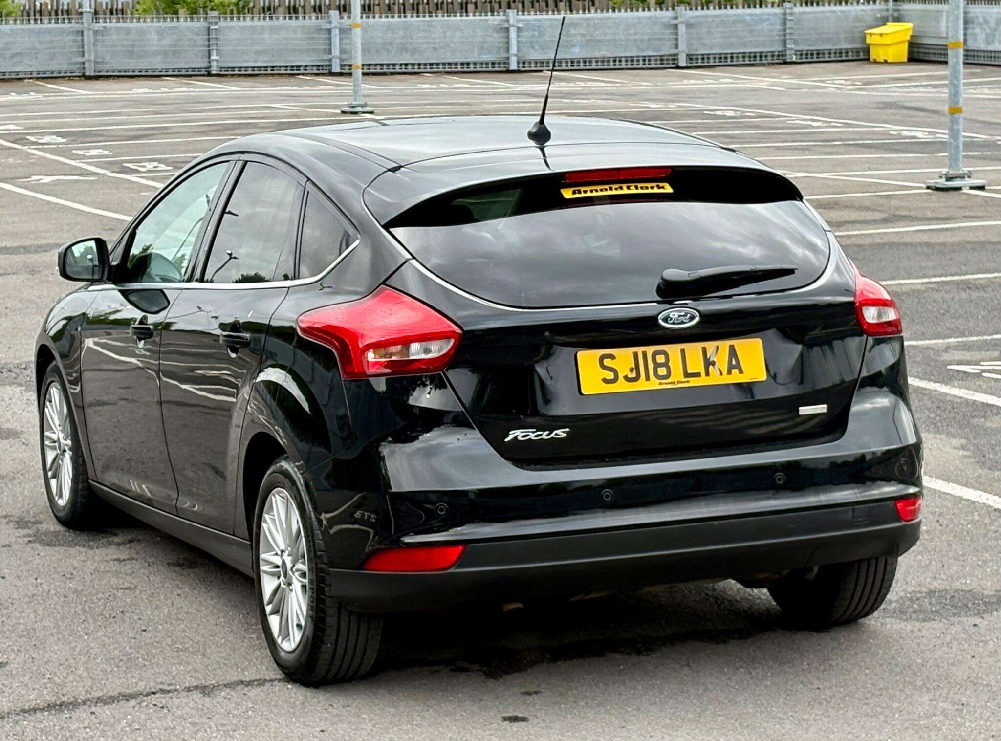 A 2018 FORD FOCUS 1.0T EcoBoost Zetec Edition Euro 6 (s/s) 5dr A 2018 FORD FOCUS 1.0T EcoBoost Zetec Edition Euro 6 (s/s) 5dr