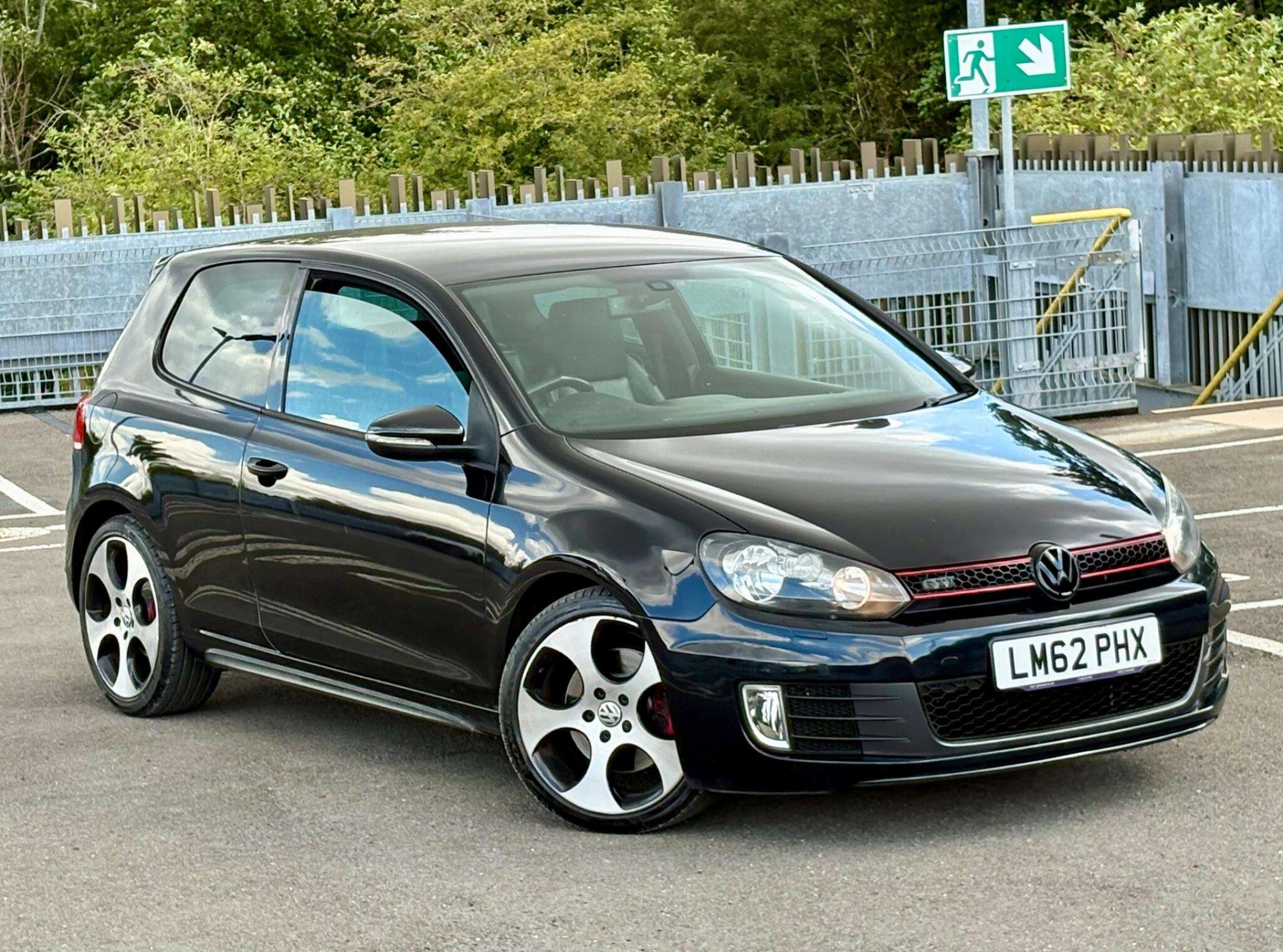 A 2012 VOLKSWAGEN GOLF 2.0 TSI GTI (Leather) Euro 5 3dr A 2012 VOLKSWAGEN GOLF 2.0 TSI GTI (Leather) Euro 5 3dr